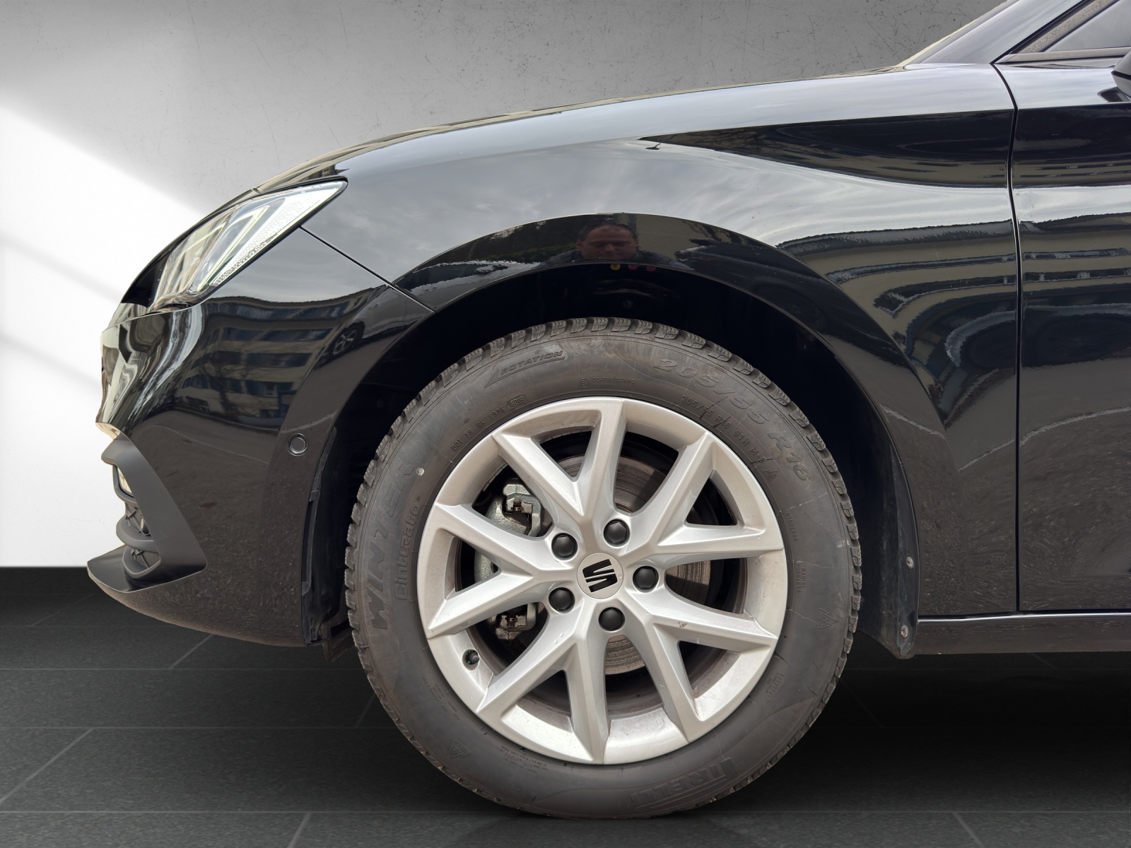 SEAT Leon 1.0 eTSI mHEV Style-image-17