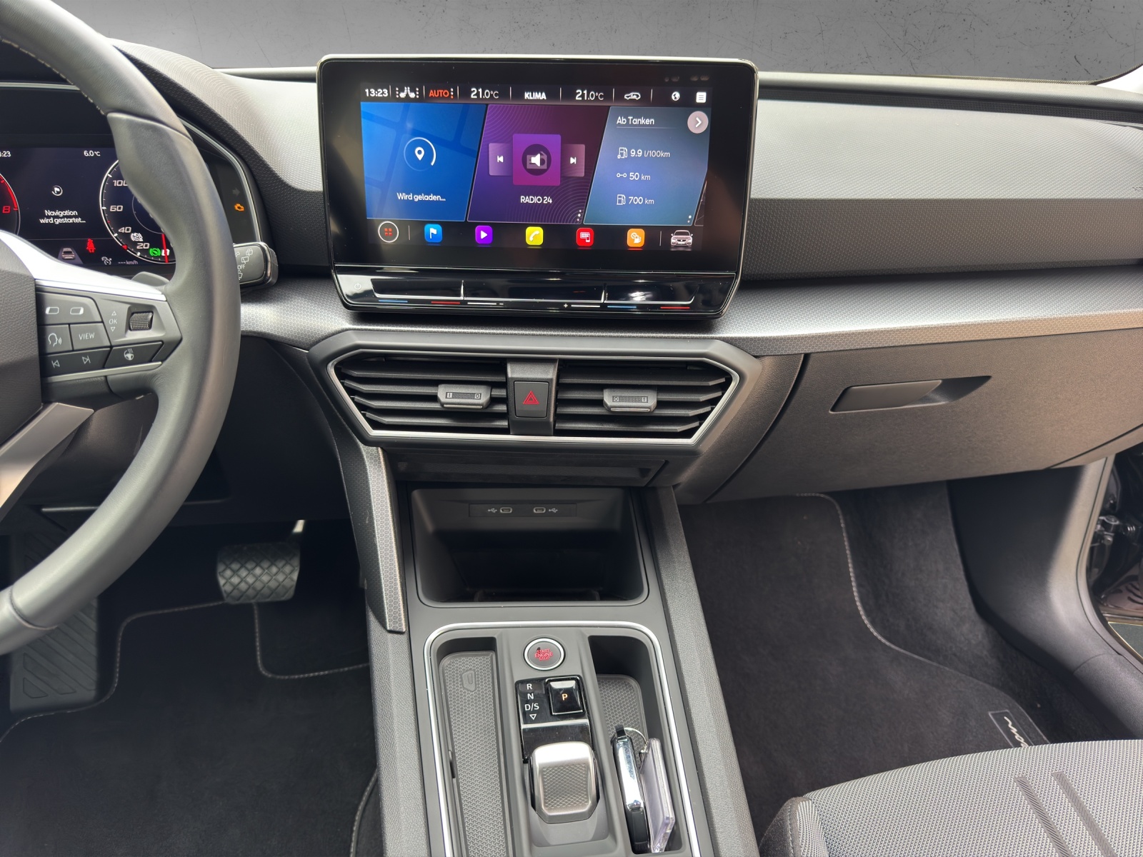 SEAT Leon 1.0 eTSI mHEV Style-image-13