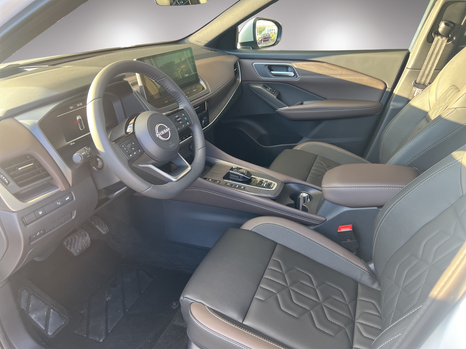 NISSAN Qashqai 1.5 VC-T Tekna-image-5