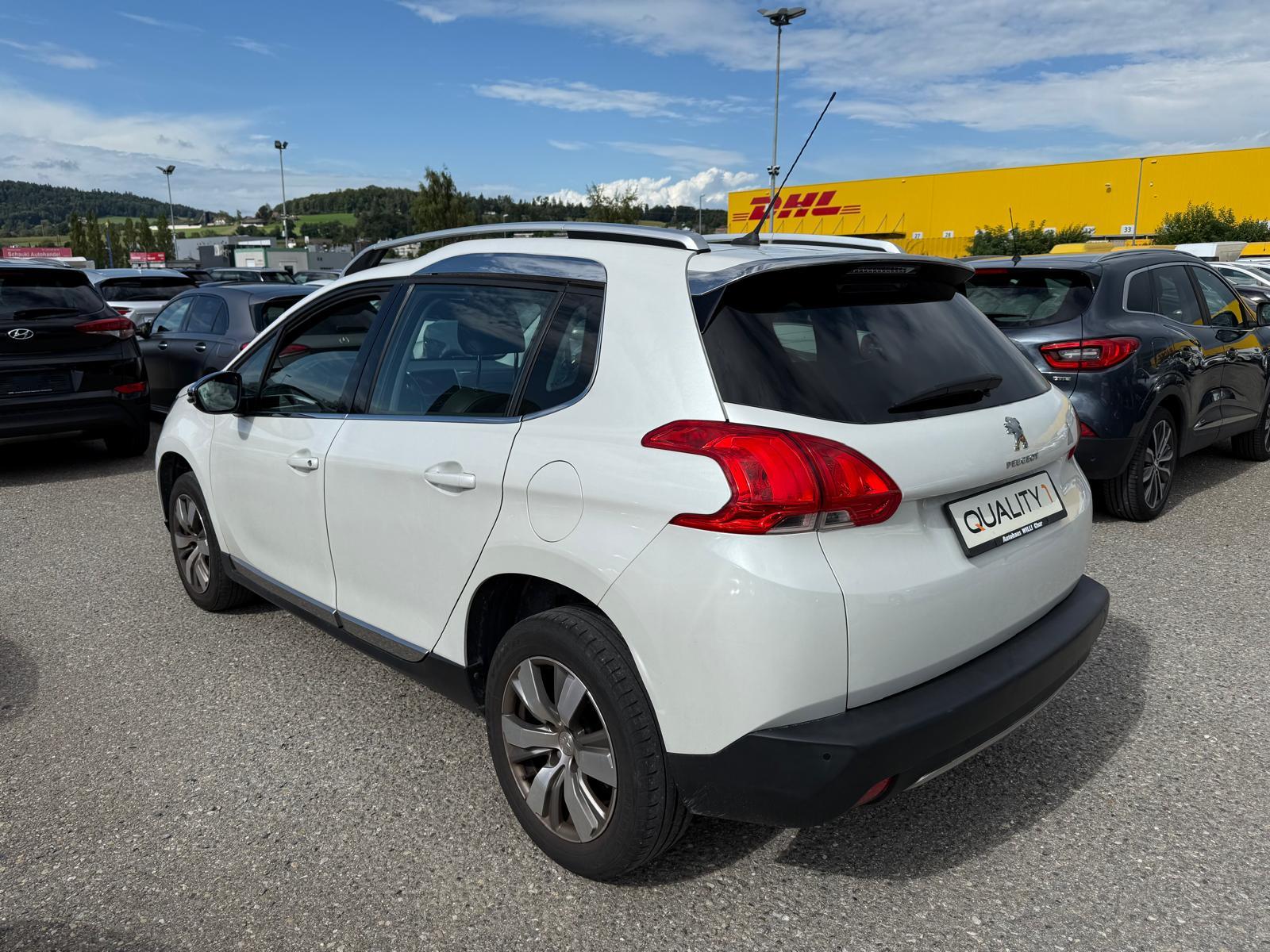 PEUGEOT 2008 1.6 VTi Allure-image-3