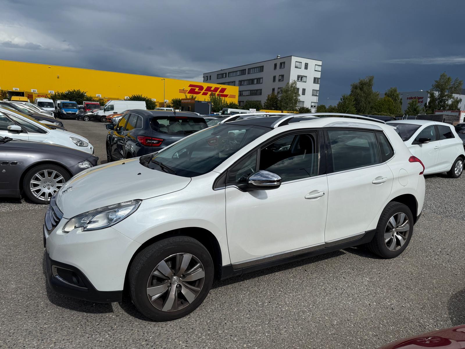 PEUGEOT 2008 1.6 VTi Allure-image-6