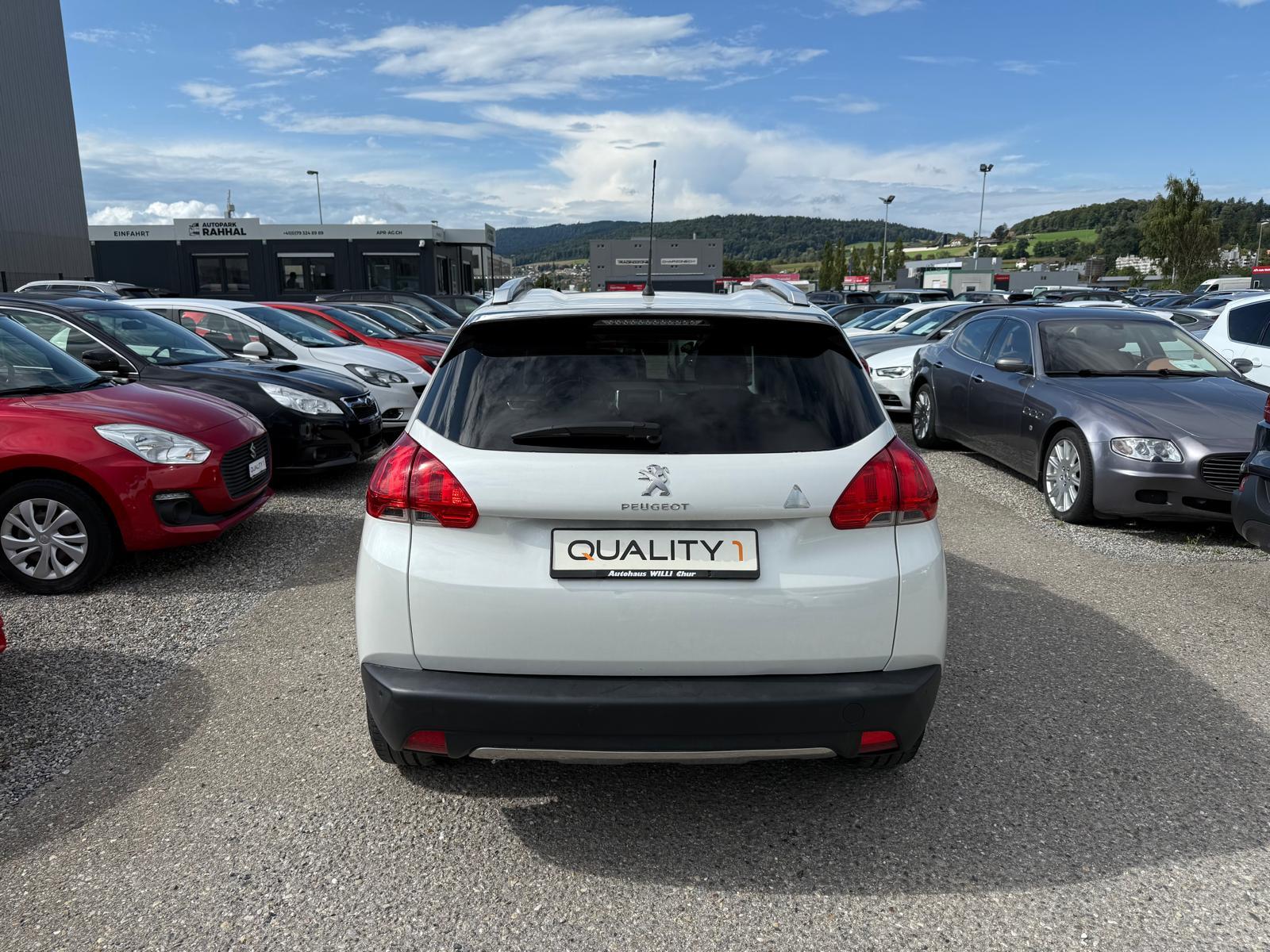 PEUGEOT 2008 1.6 VTi Allure-image-5