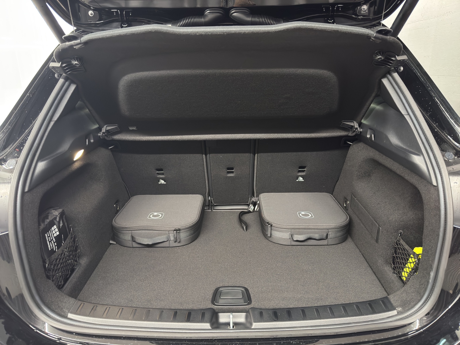 MERCEDES-BENZ GLA 250 e AMG Line EQ Star-image-10