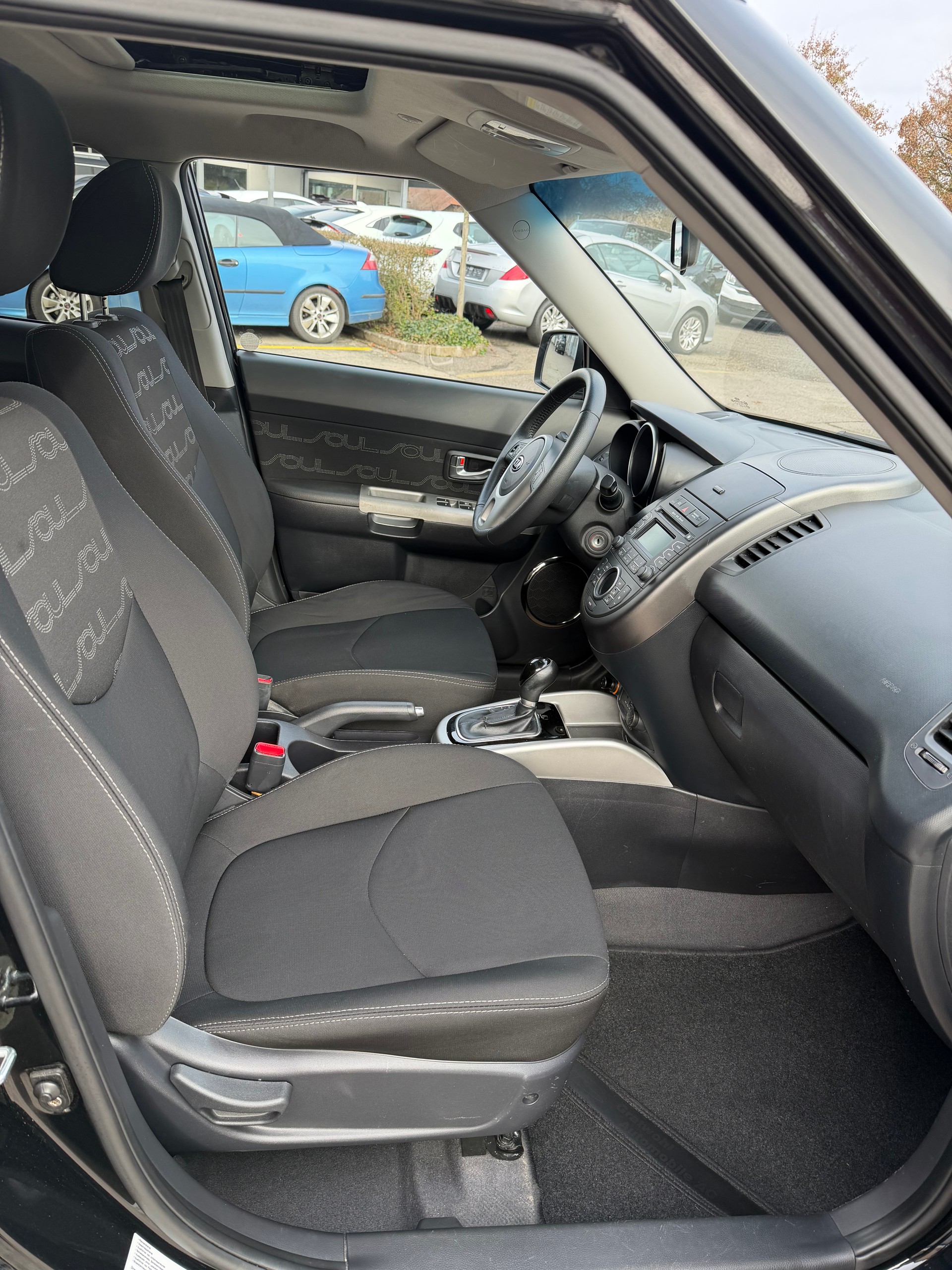 KIA Soul 1.6 CRDi Style Automatic-image-15