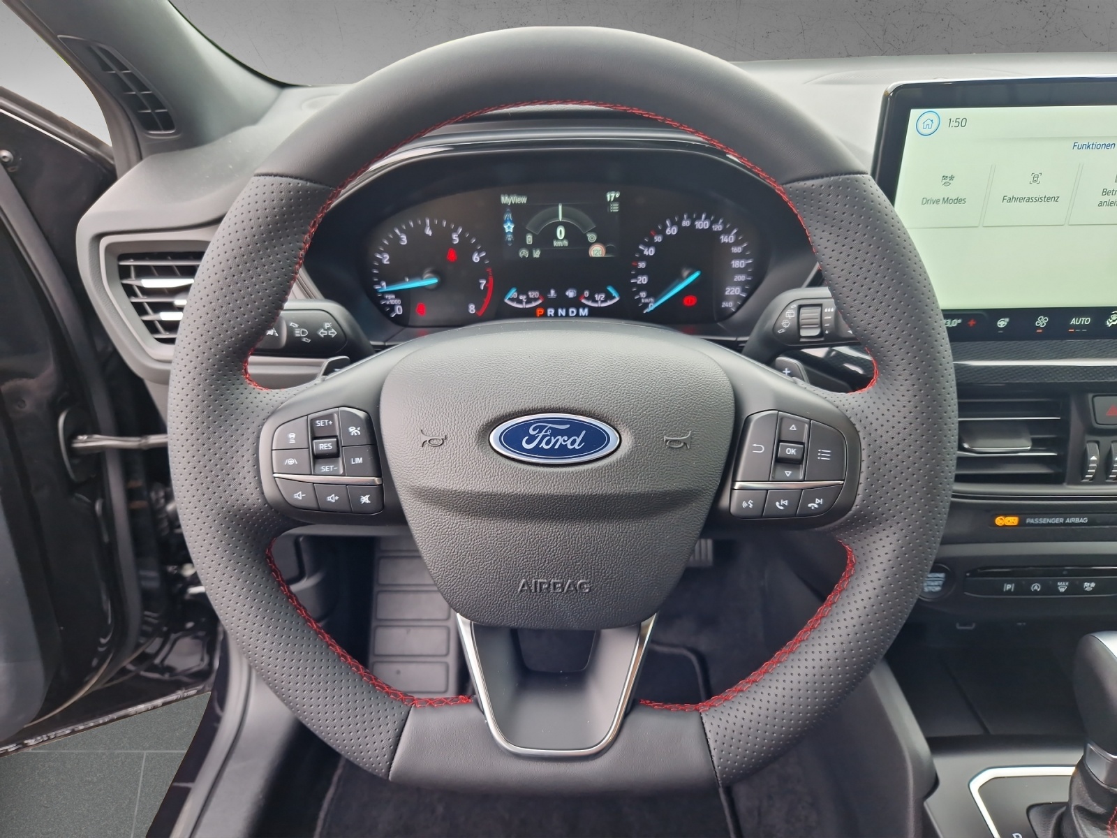 FORD Focus Station Wagon 1.0i EcoB 125 ST-Line-image-11