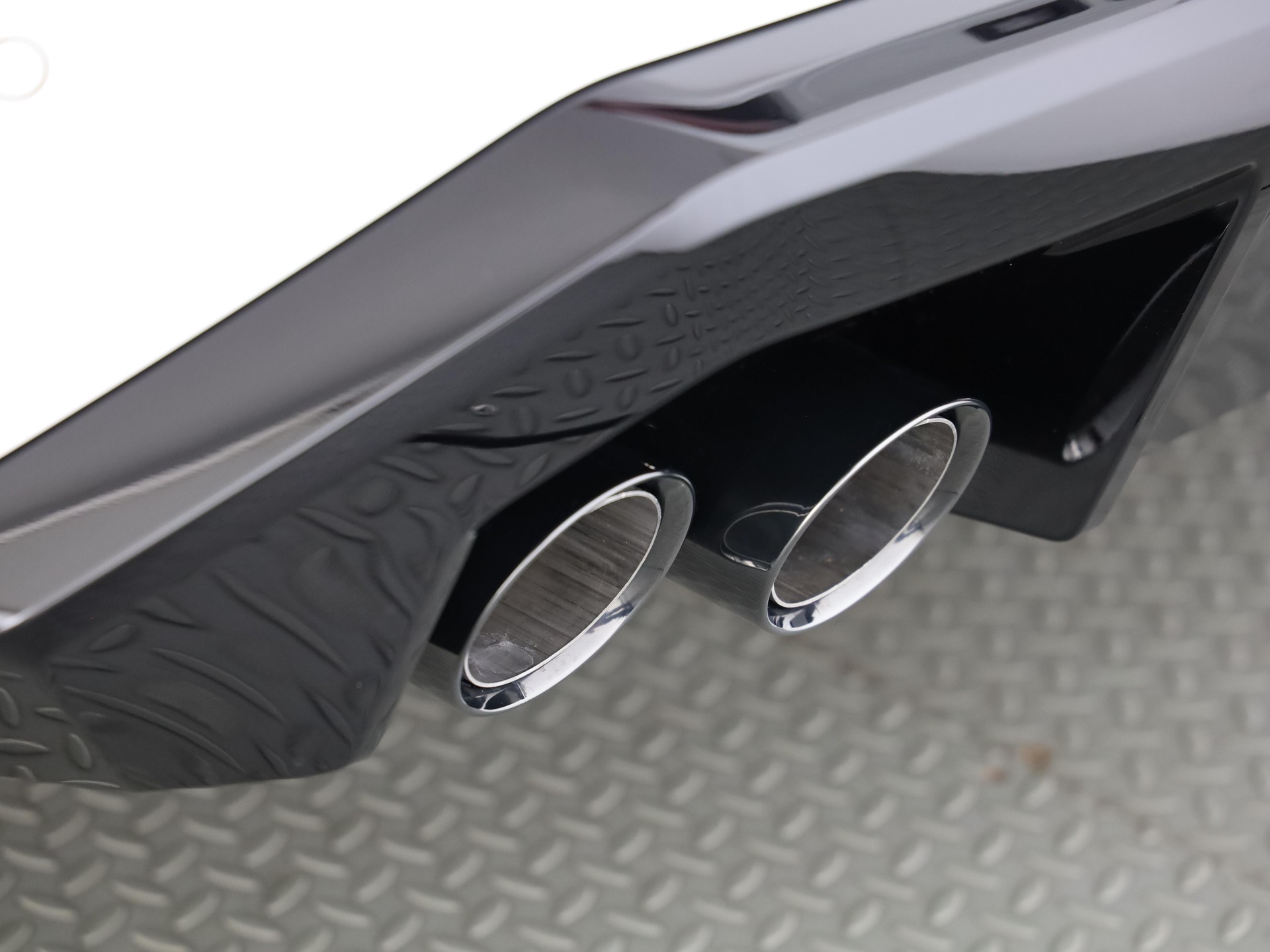 BMW M5 xDrive Touring-image-21