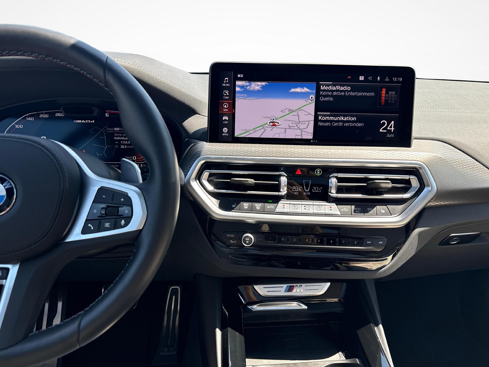 BMW X3 M40d-image-13