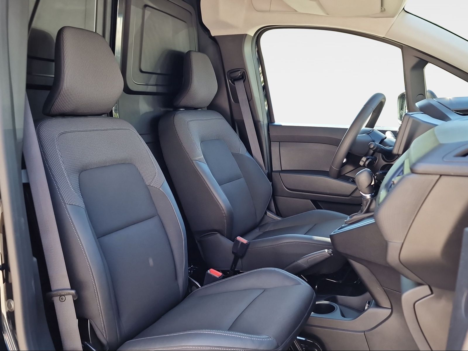 RENAULT Kangoo Van Advance L1 EV45 11kW-image-2