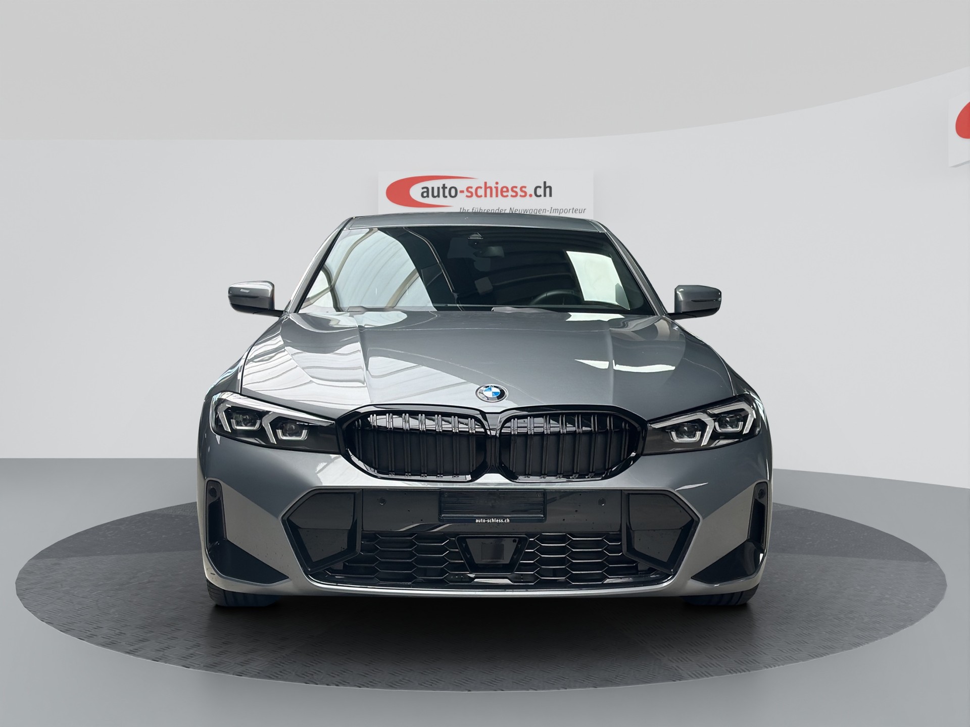BMW 320i xDrive Steptronic M Sport FACELIFT-image-1