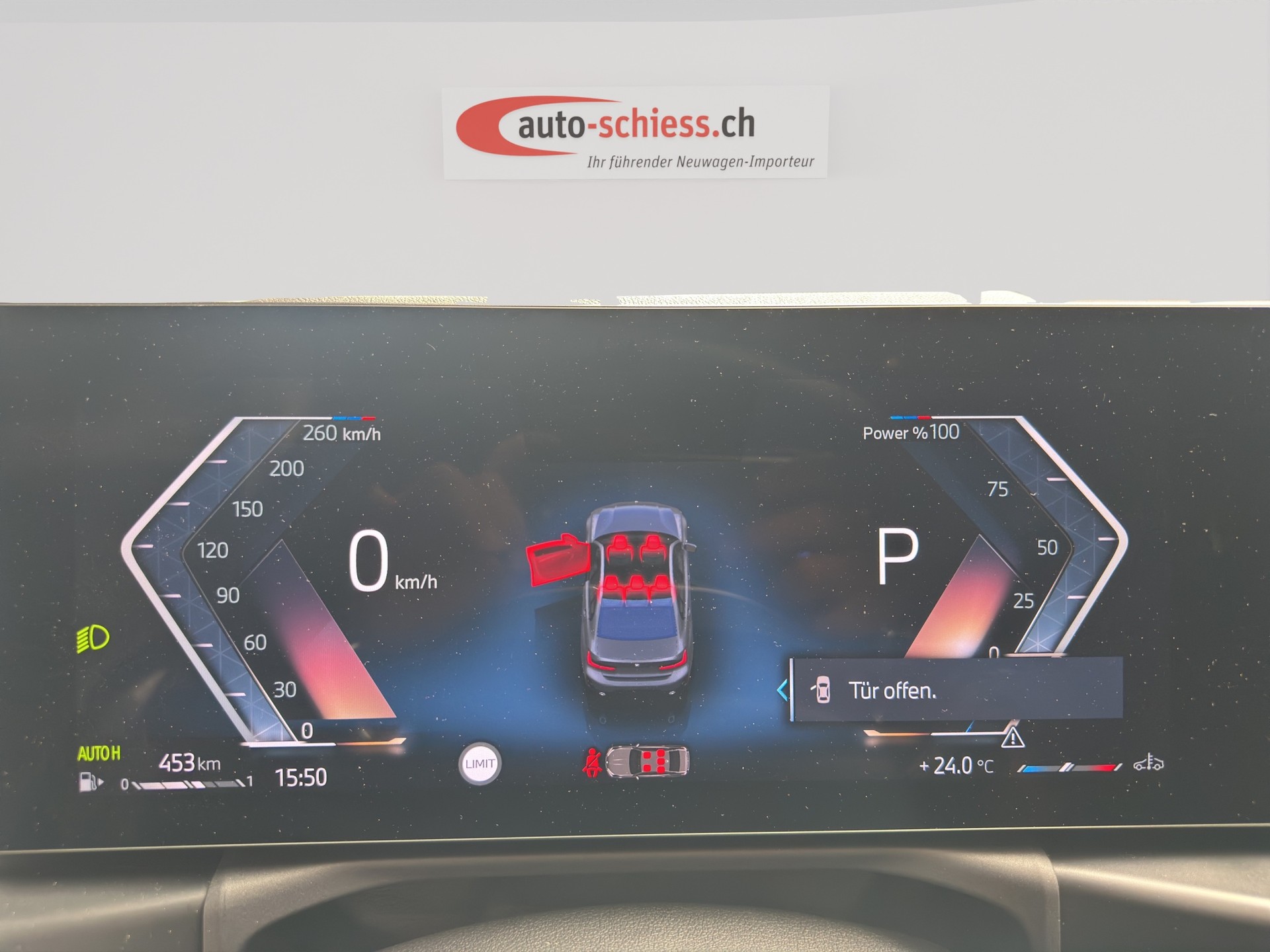 BMW 320i xDrive Steptronic M Sport FACELIFT-image-9