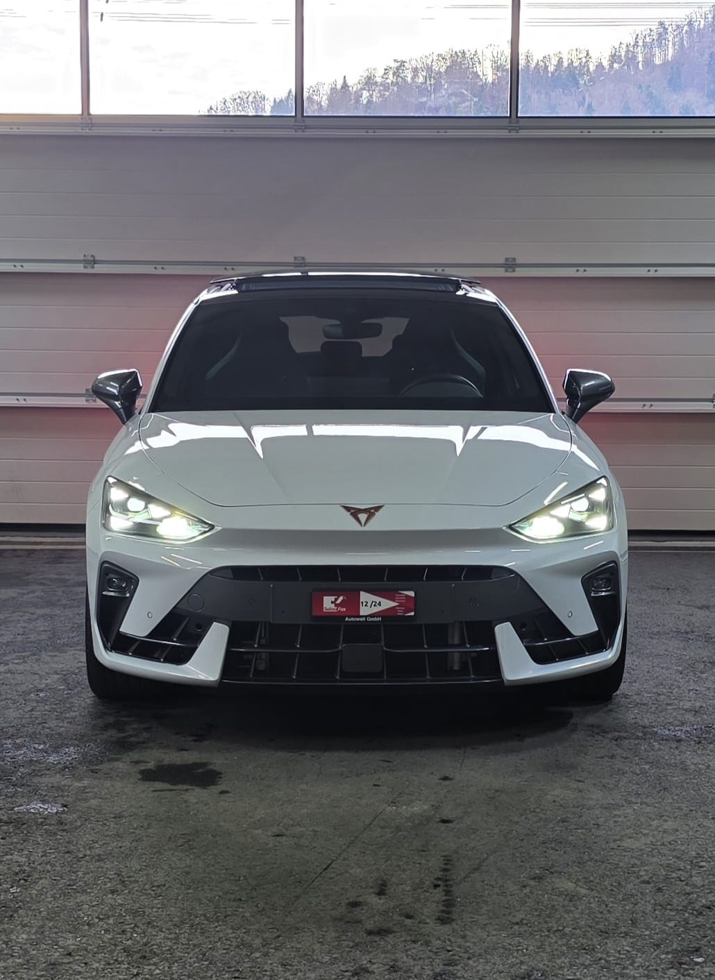 CUPRA LEON 2.0 TSI VZ DSG VZ *ACC*Sennheiser*Ledersitze*Panoramadach*Ambientebeleuchtung*Lenkradheizung*Rückfahrkamera*-image-7