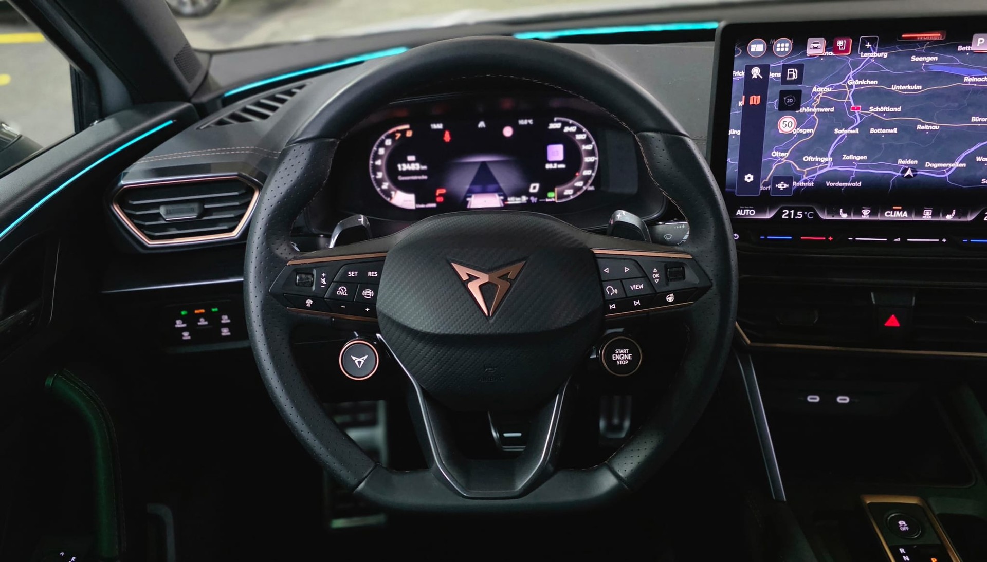 CUPRA LEON 2.0 TSI VZ DSG VZ *ACC*Sennheiser*Ledersitze*Panoramadach*Ambientebeleuchtung*Lenkradheizung*Rückfahrkamera*-image-11