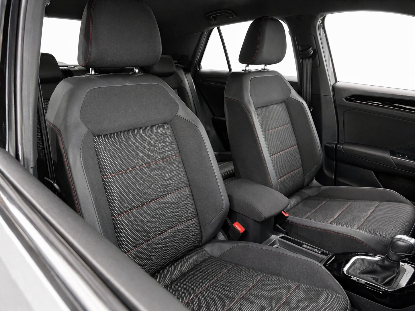VW T-Roc 1.5 TSI EVO R-Line DSG *Anhängerkupplung*-image-11