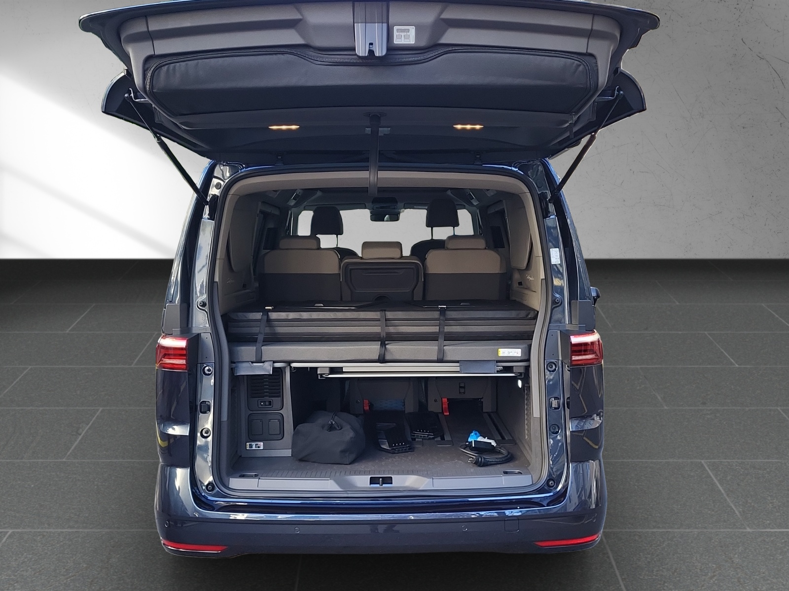 VW California Beach Tour Liberty 2.0TSI 204PS DSG-image-17