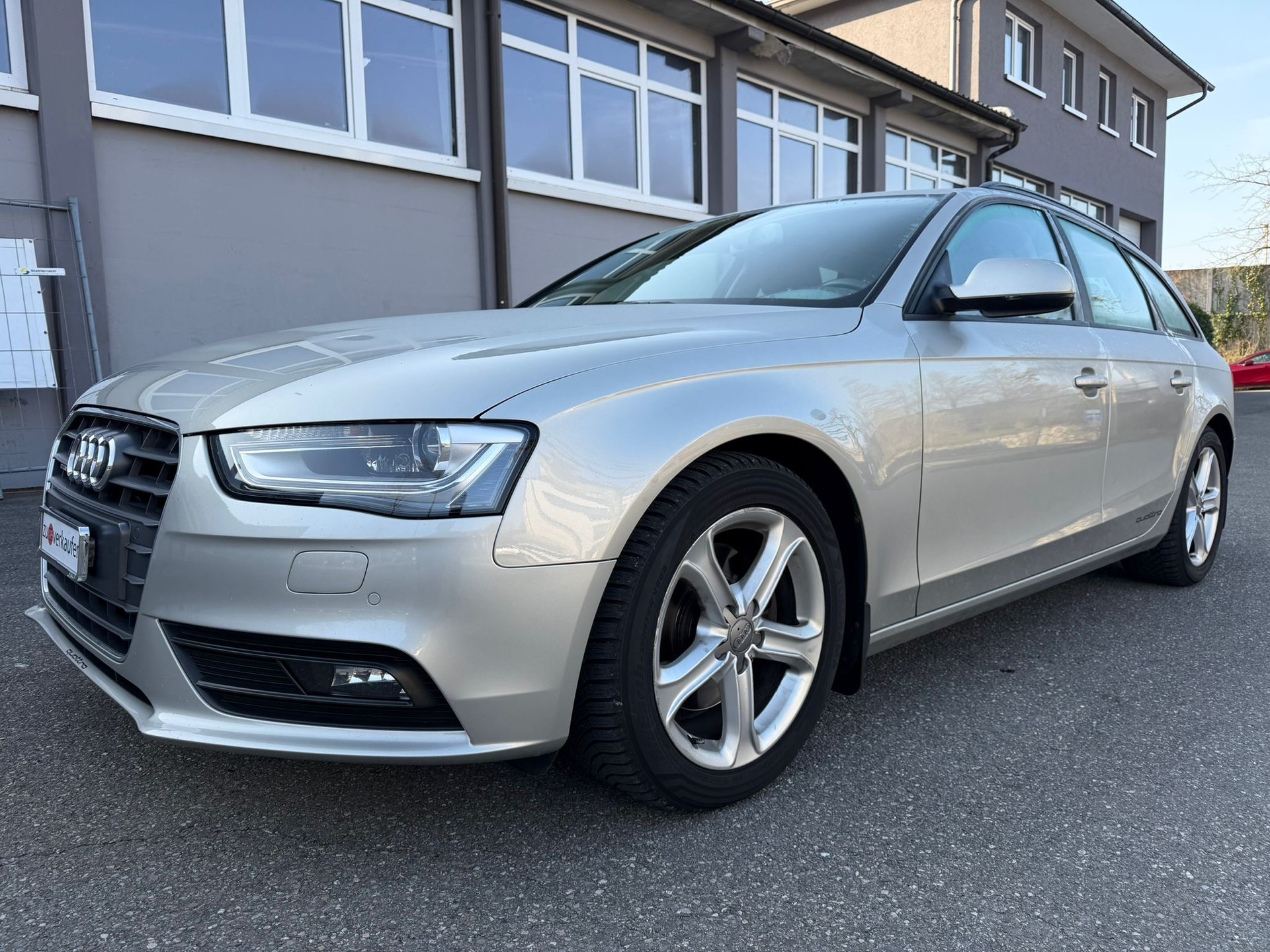 AUDI A4 Avant 2.0 TDI quattro S-tronic-image-0