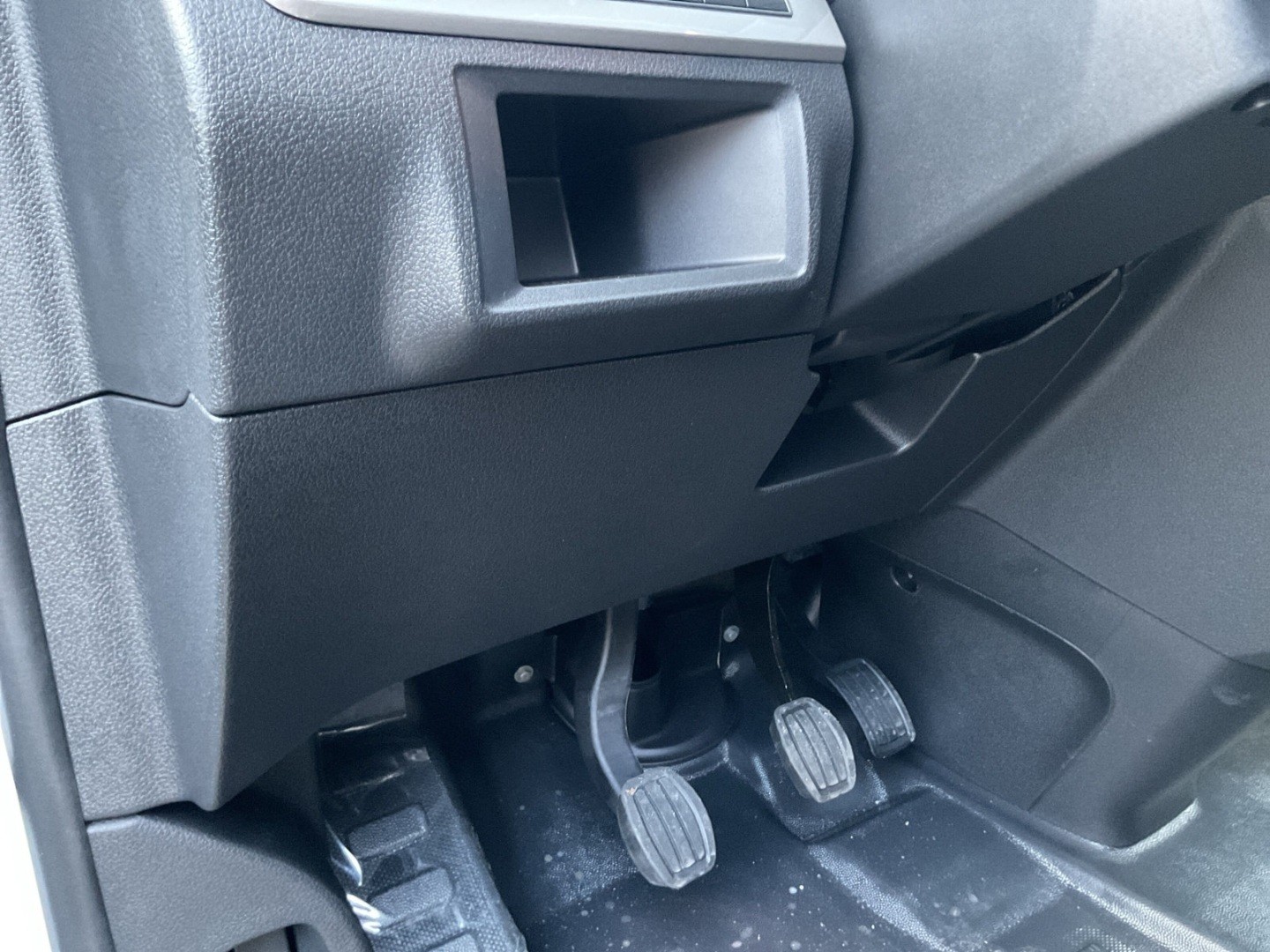 TOYOTA Proace 2.0D Panel Van Medium Advanced-image-13