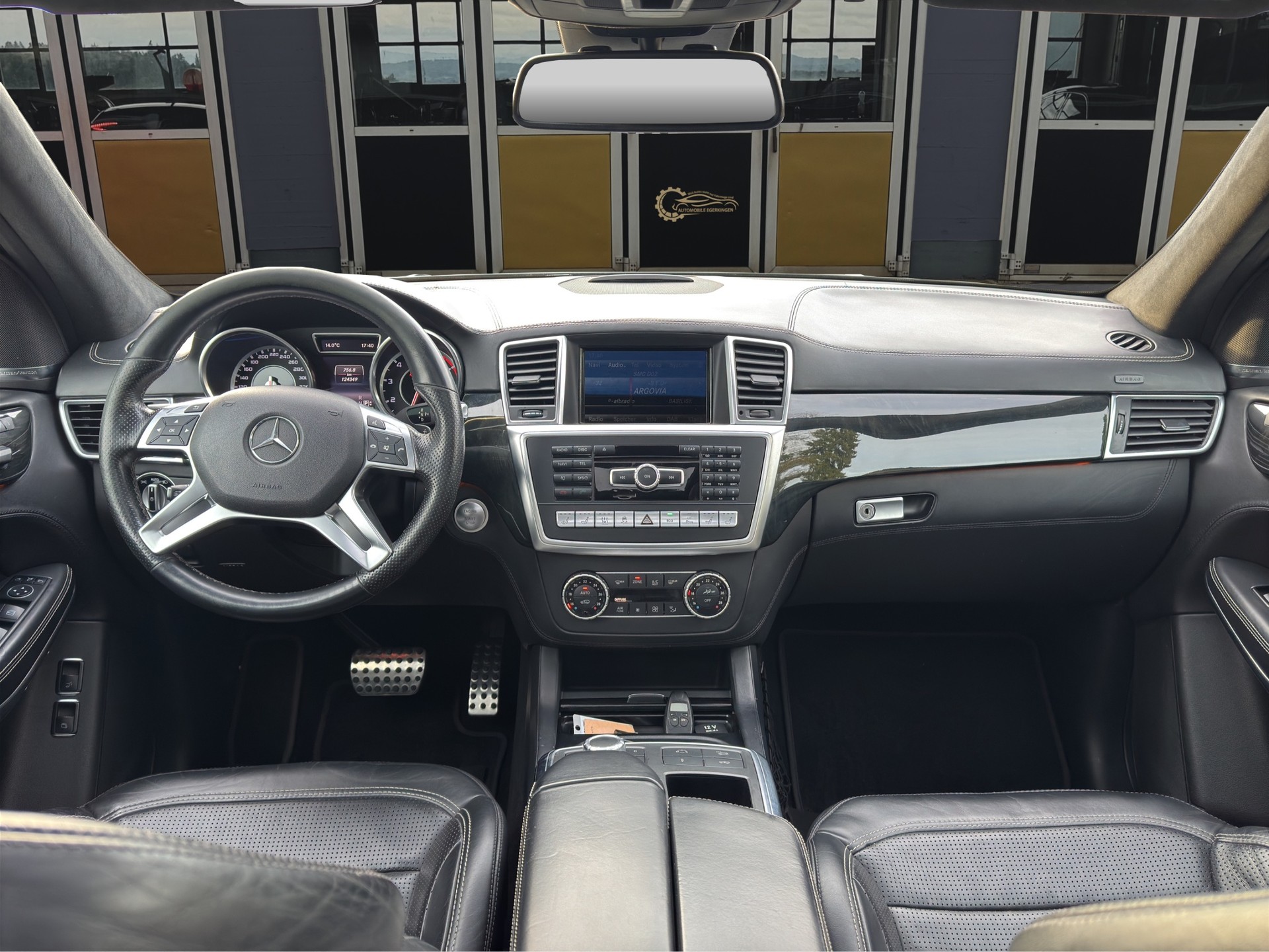 MERCEDES-BENZ GL 63 AMG 4Matic Speedshift Plus 7G-Tronic-image-10