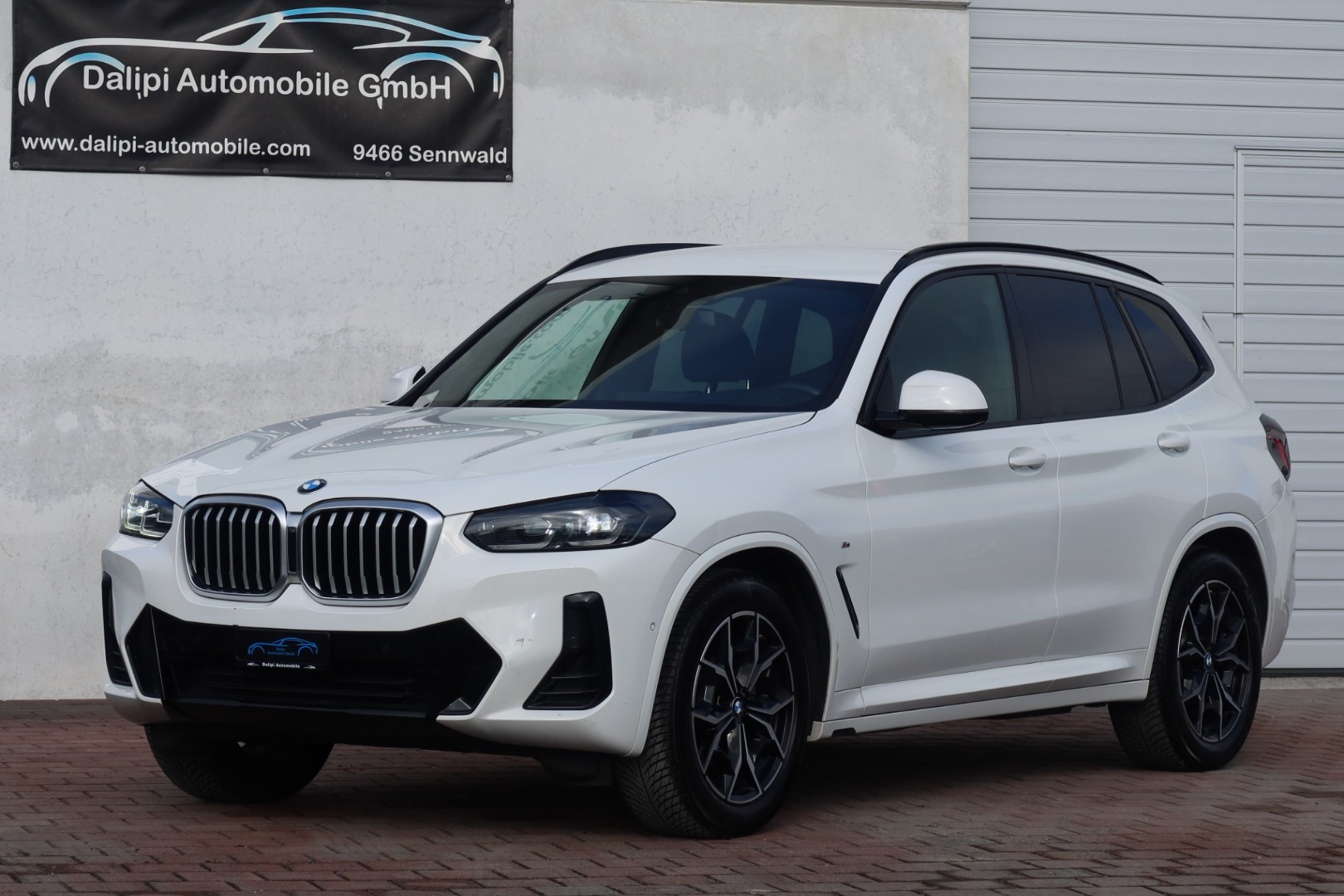BMW X3 xDrive 48V 20d M Sport-showroom-element-3