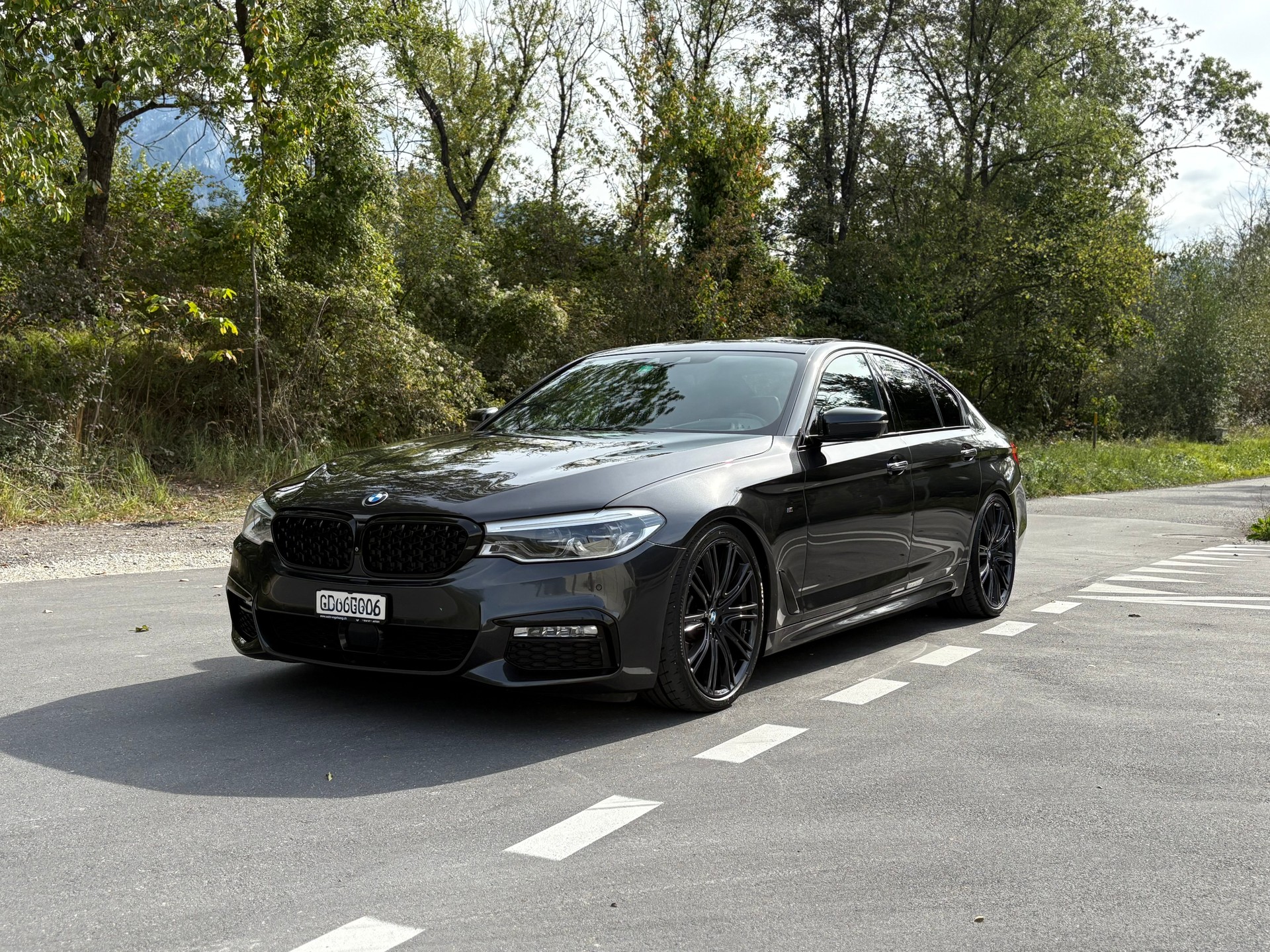 BMW 530d xDrive Steptronic-image-0
