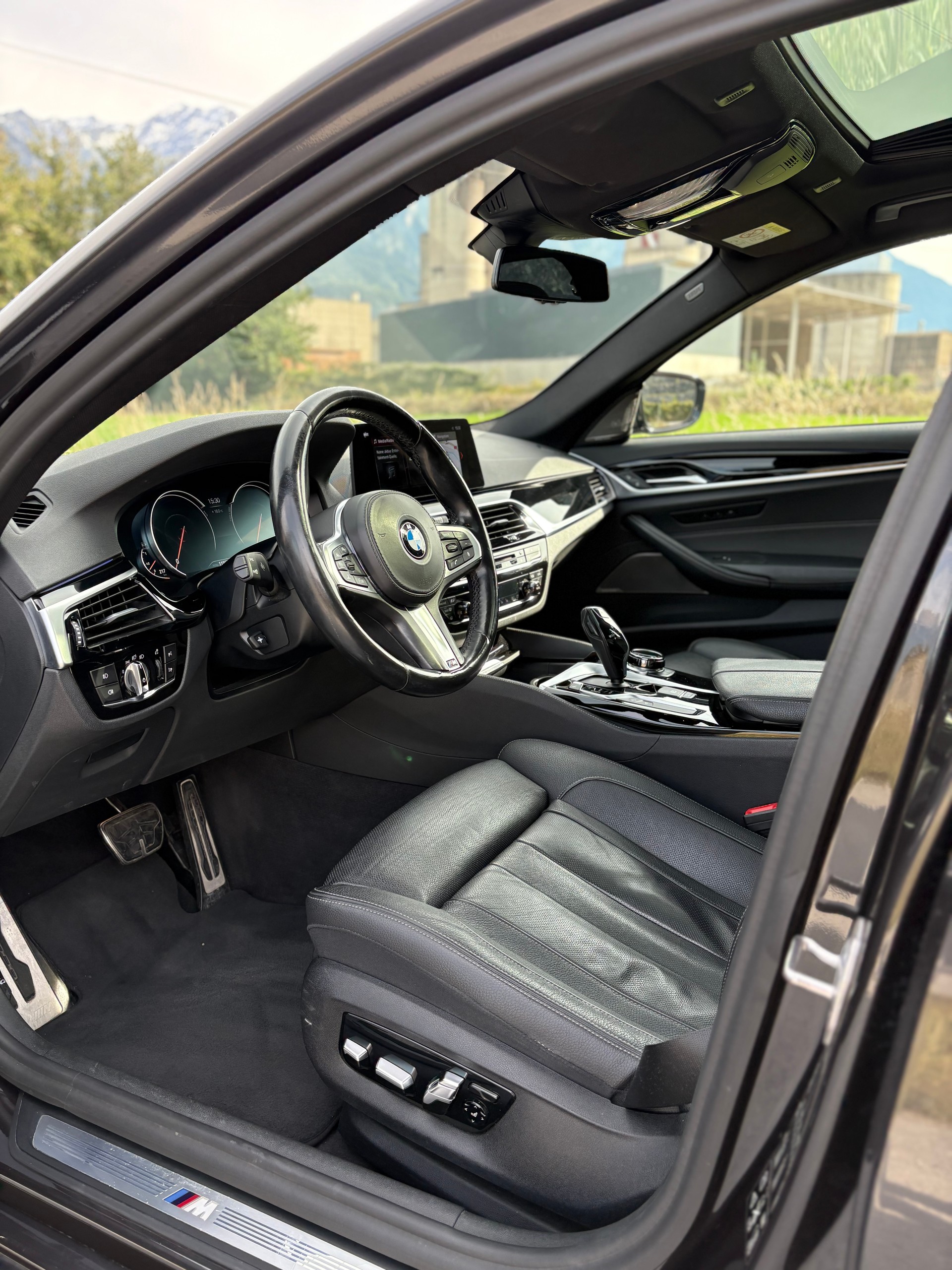 BMW 530d xDrive Steptronic-image-2