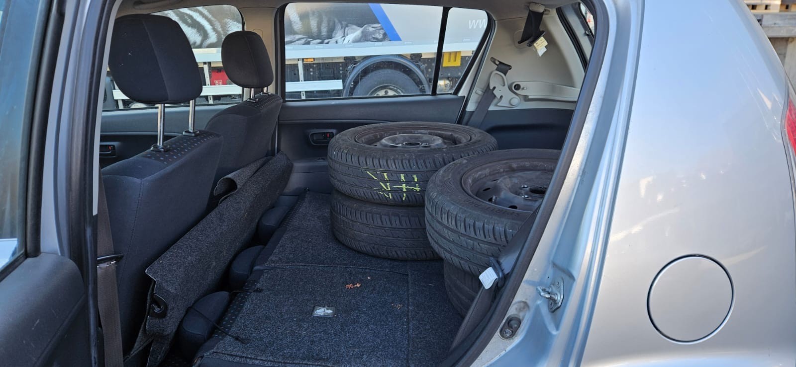 DAIHATSU Sirion 1.3-image-4