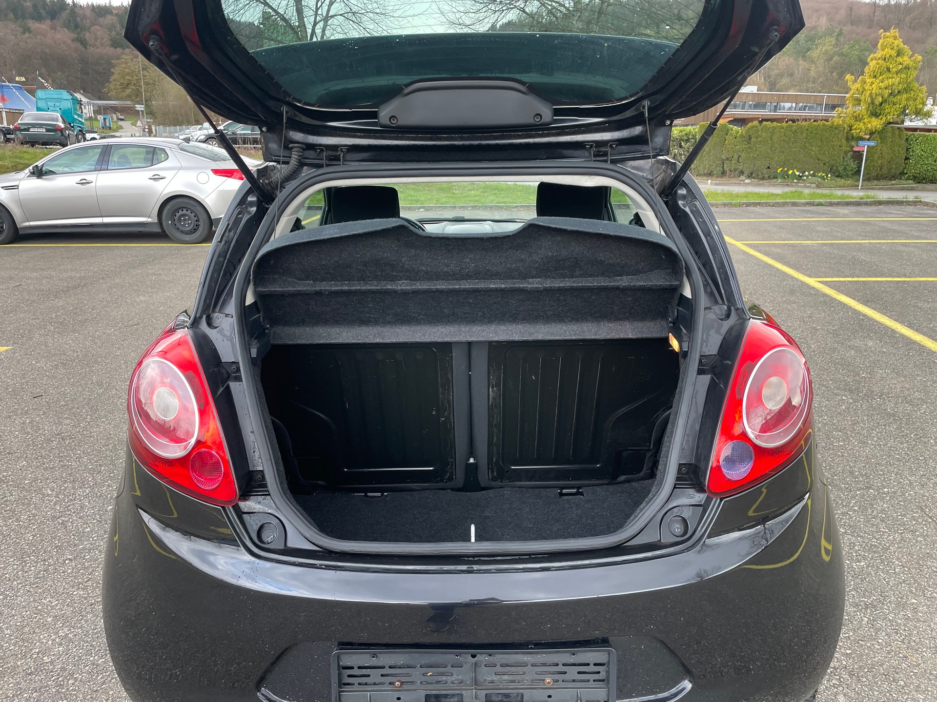 FORD KA 1.25 Titanium-image-13
