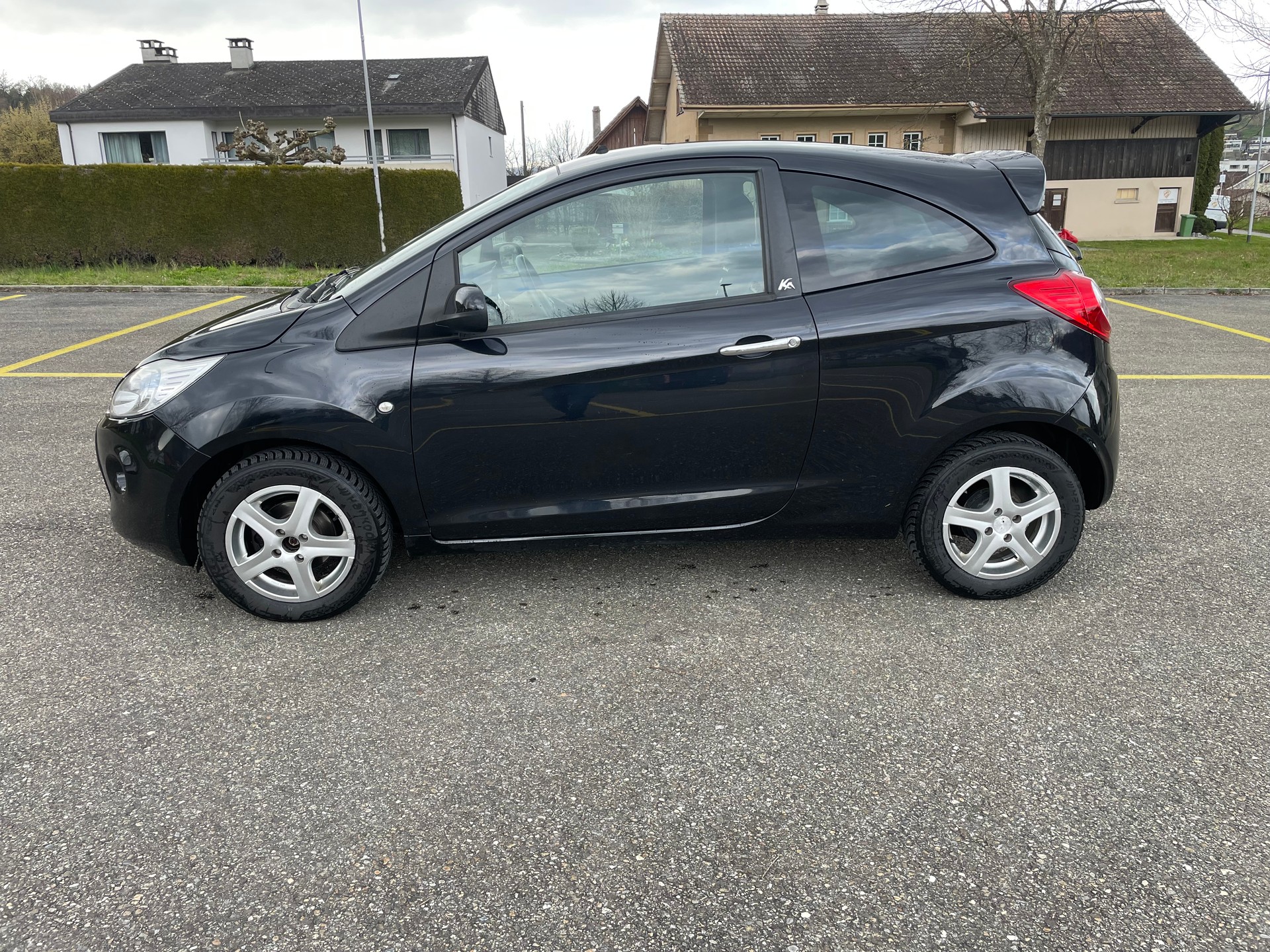 FORD KA 1.25 Titanium-image-3