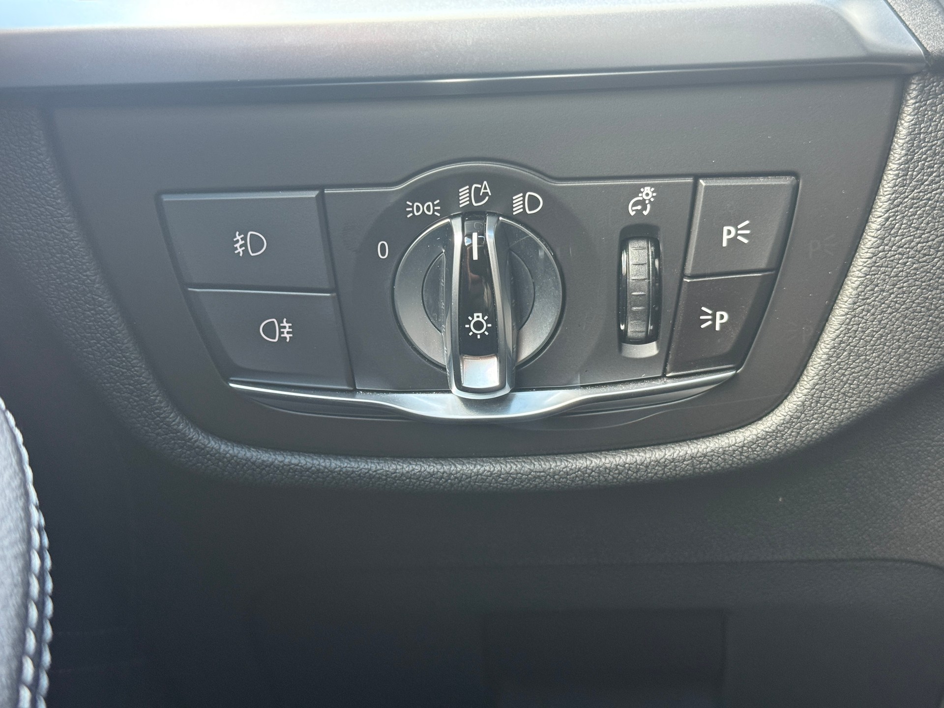 BMW X4 xDrive 20i M Sport Steptronic-image-24
