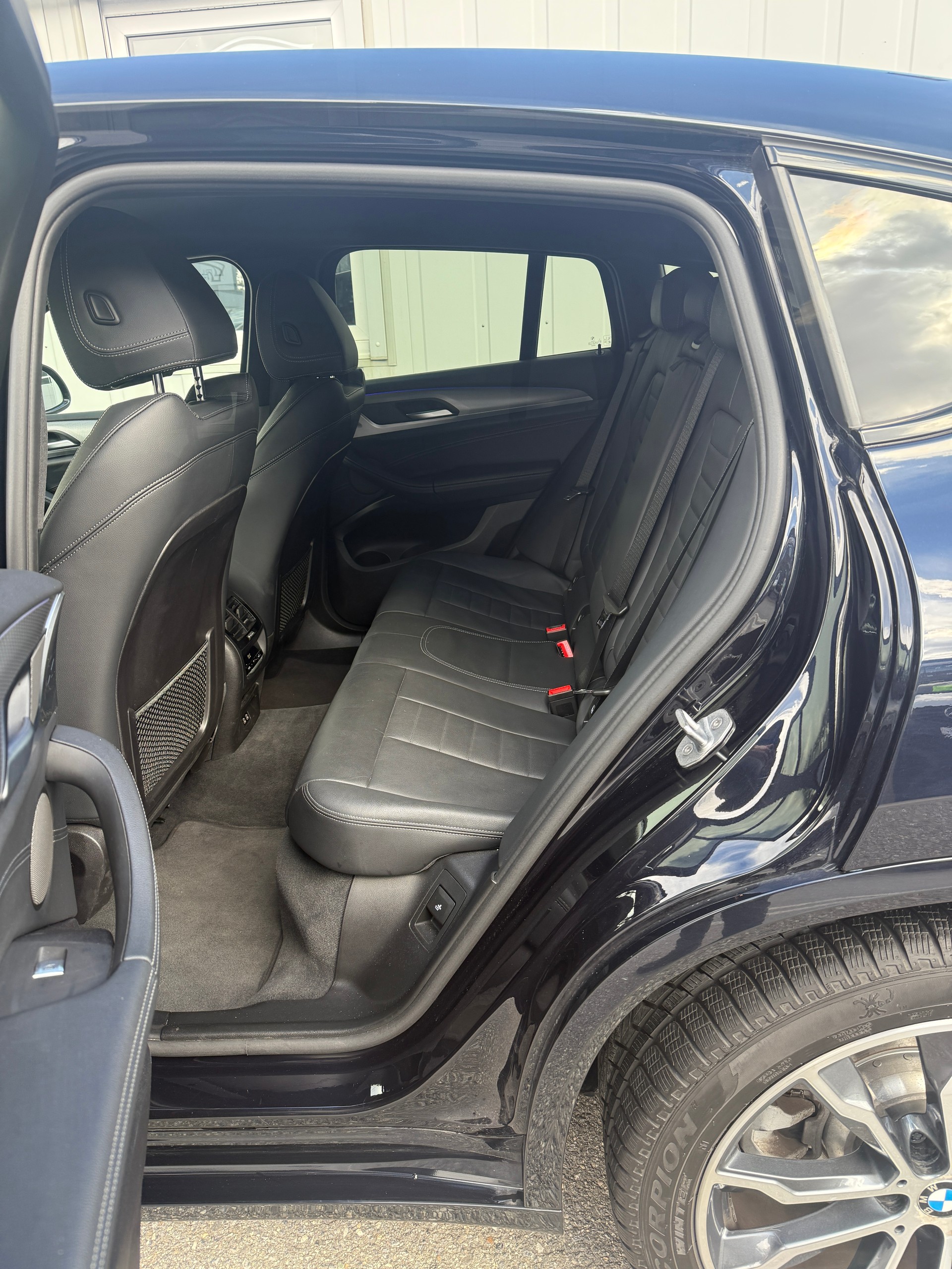 BMW X4 xDrive 20i M Sport Steptronic-image-13