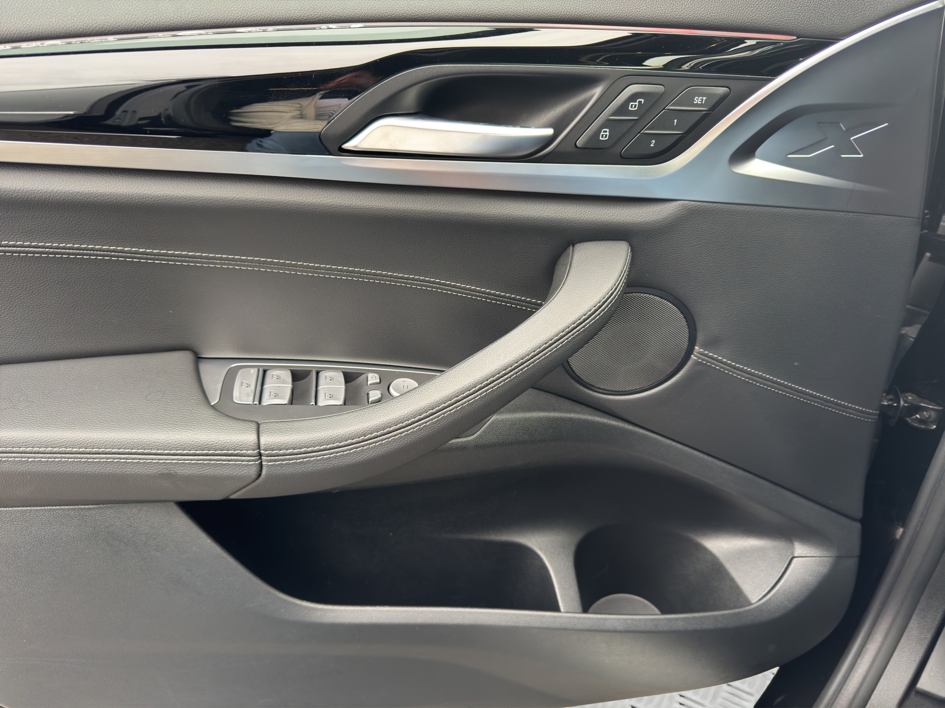 BMW X3 xDrive 20i xLine Steptronic-image-9