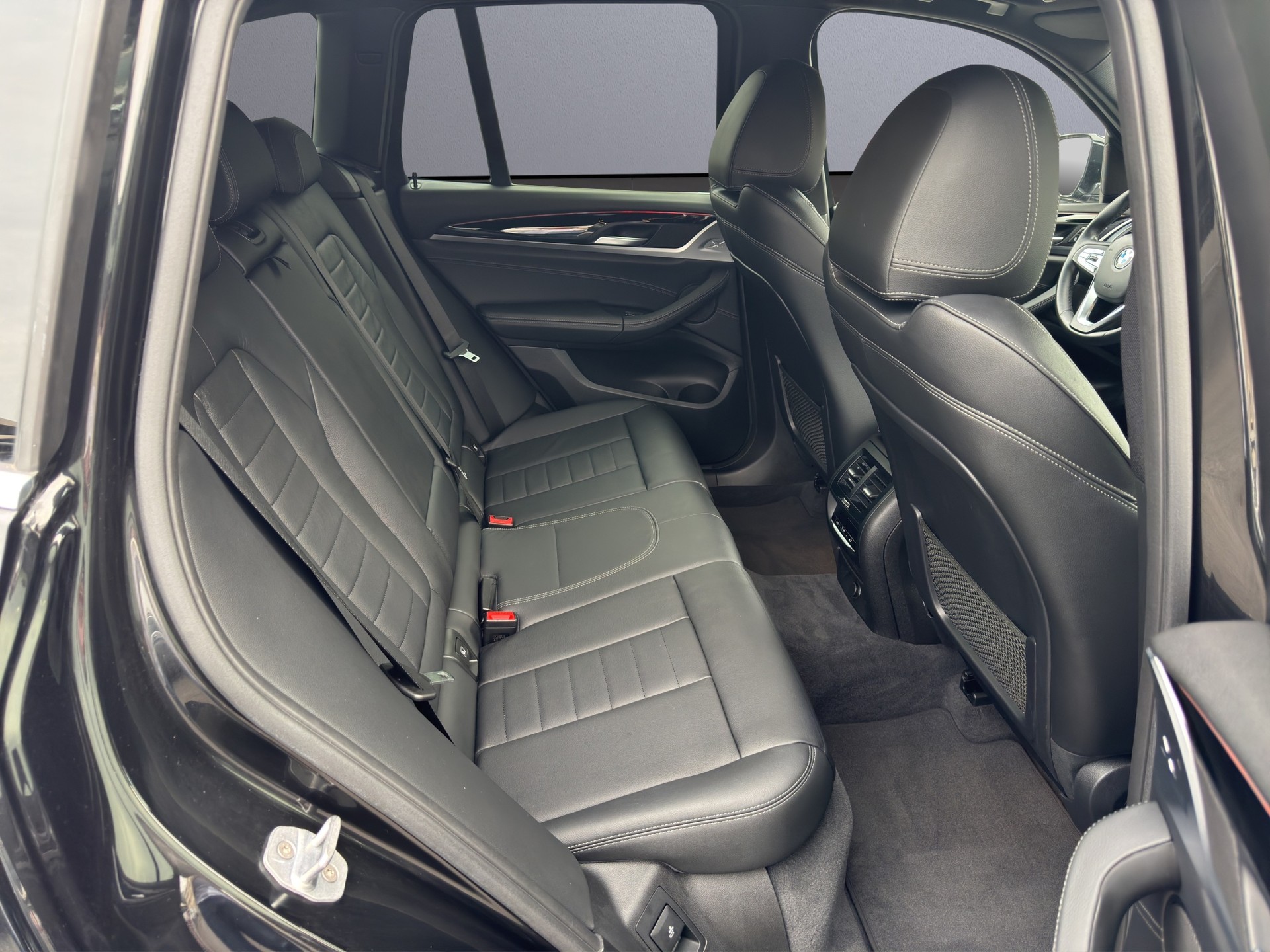 BMW X3 xDrive 20i xLine Steptronic-image-16