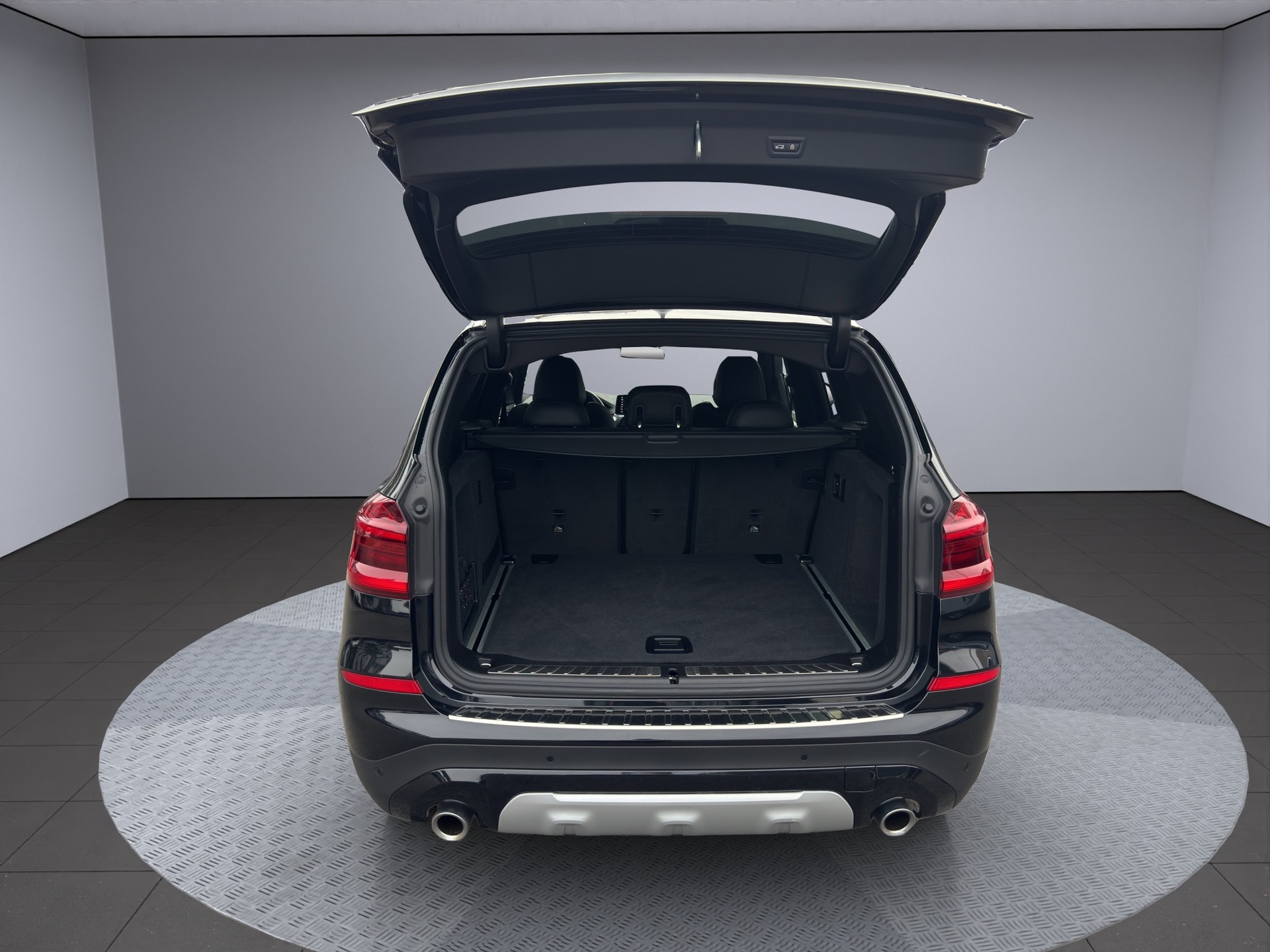 BMW X3 xDrive 20i xLine Steptronic-image-17