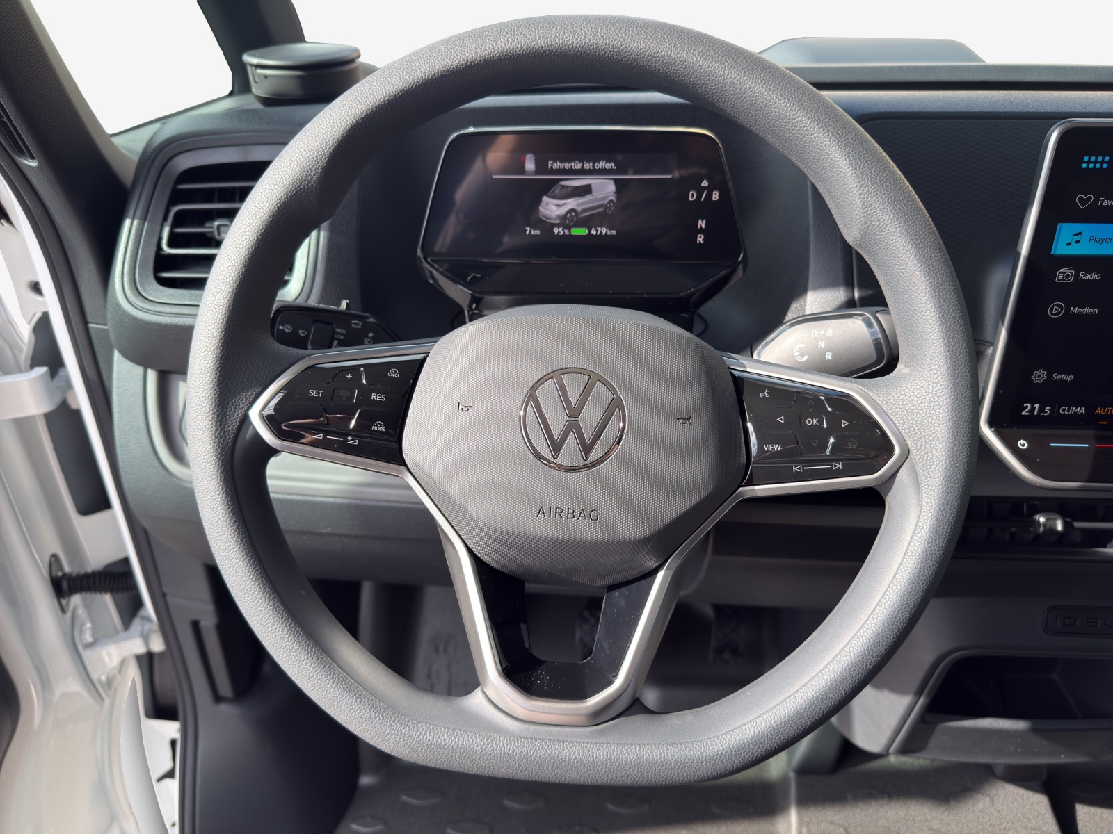 VW ID. Buzz Cargo Pro 4Motion-image-9