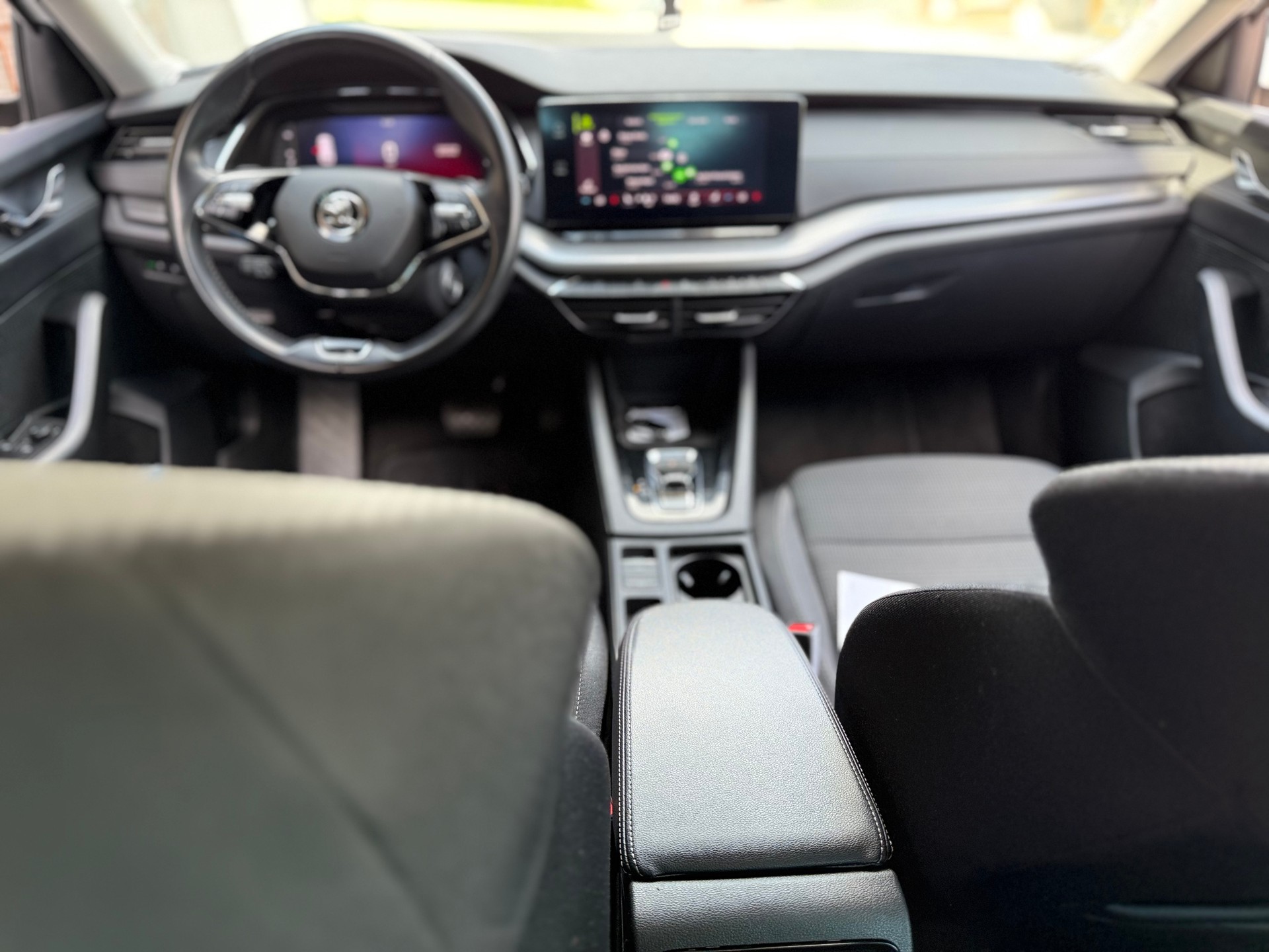 SKODA Octavia Combi 2.0 TDI DSG Style-image-6