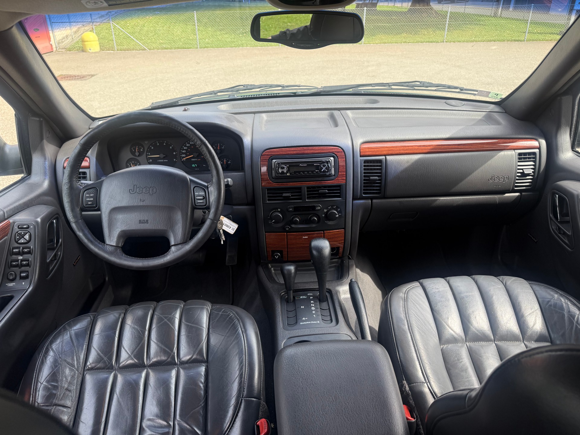 JEEP Grand Cherokee 4.7 Limited Automatic-image-7