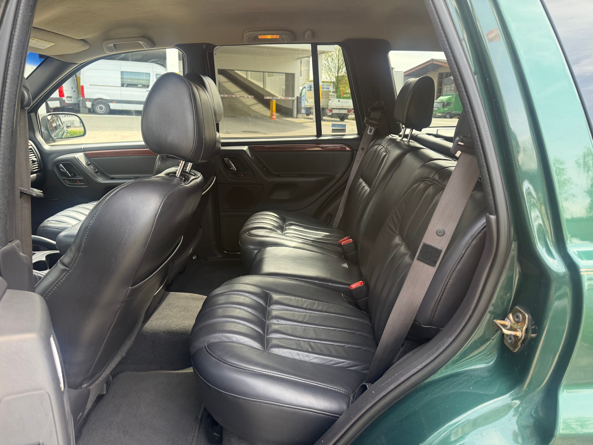 JEEP Grand Cherokee 4.7 Limited Automatic-image-8
