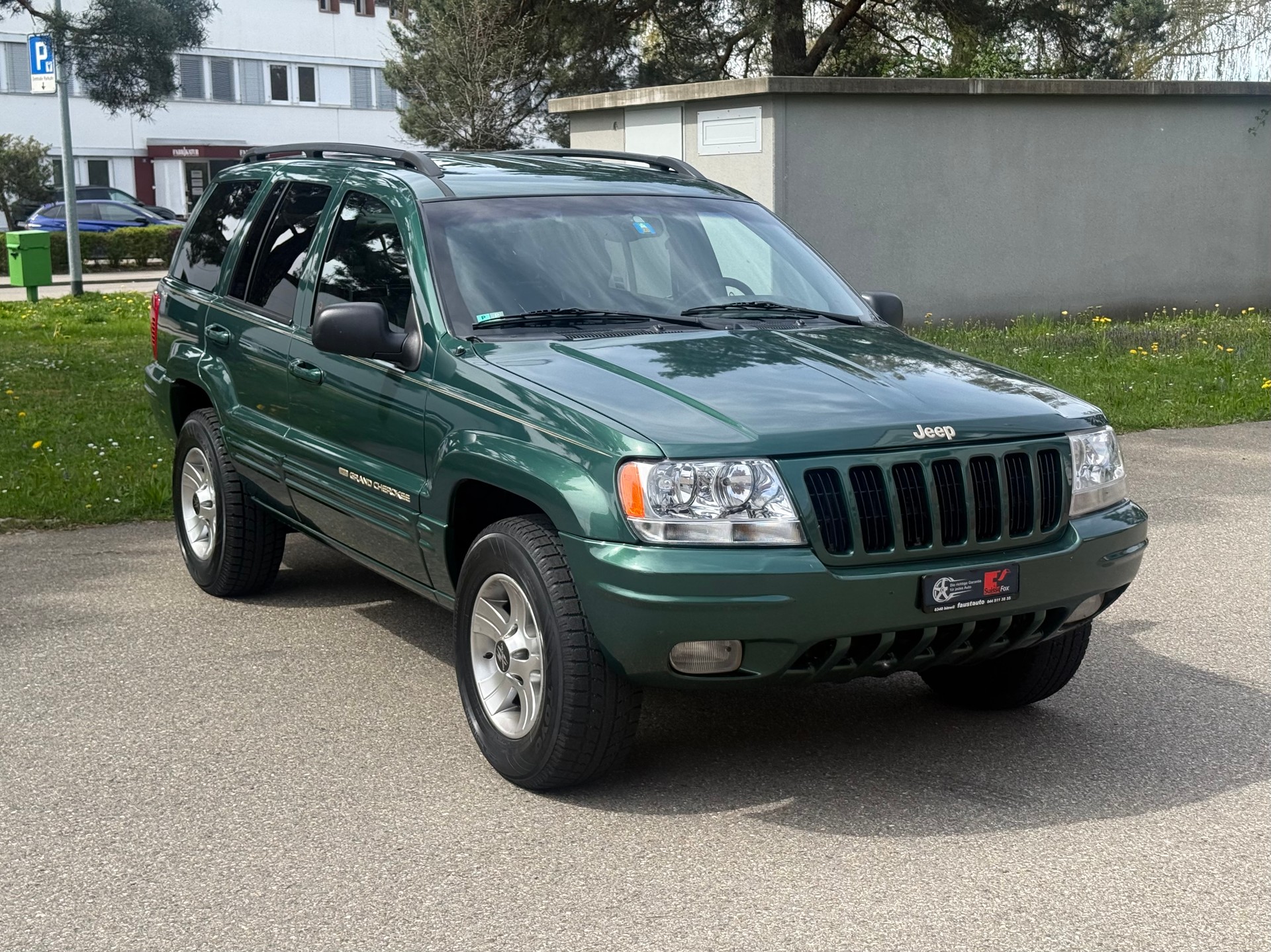 JEEP Grand Cherokee 4.7 Limited Automatic-image-1