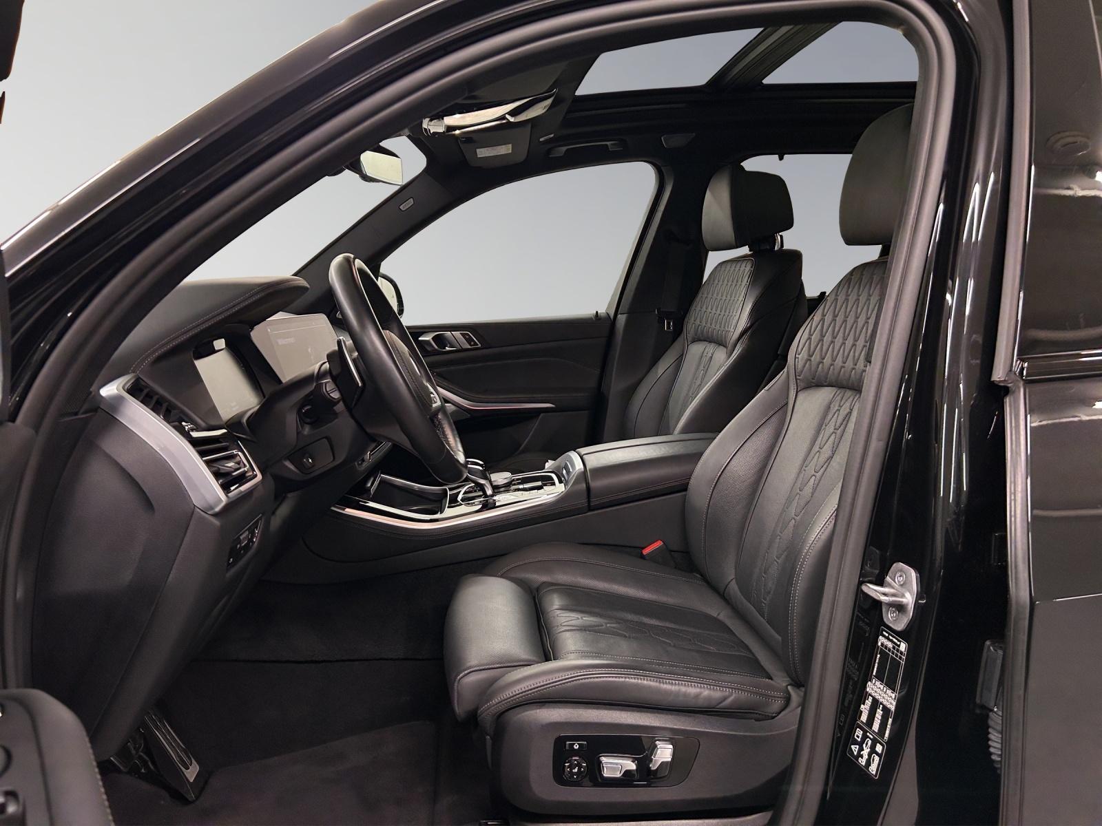 BMW X5 M50i xDrive-image-9