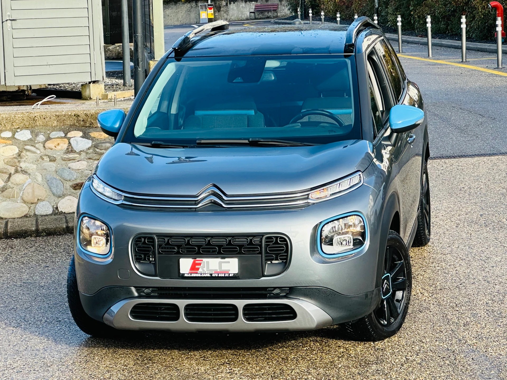CITROEN C3 Aircross 1.2i PureTech Shine EAT-image-0