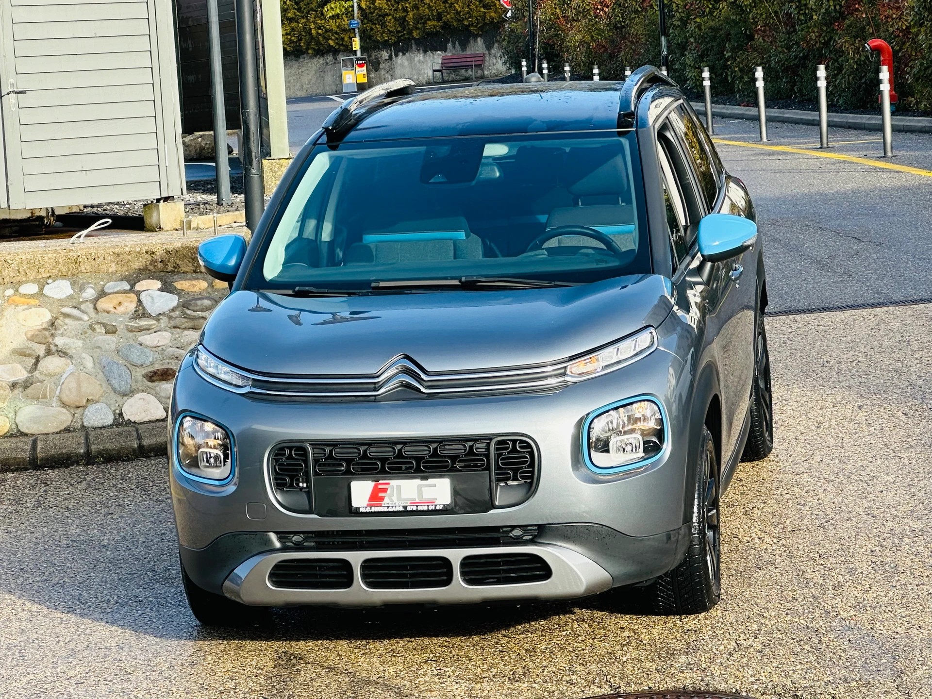 CITROEN C3 Aircross 1.2i PureTech Shine EAT-image-4