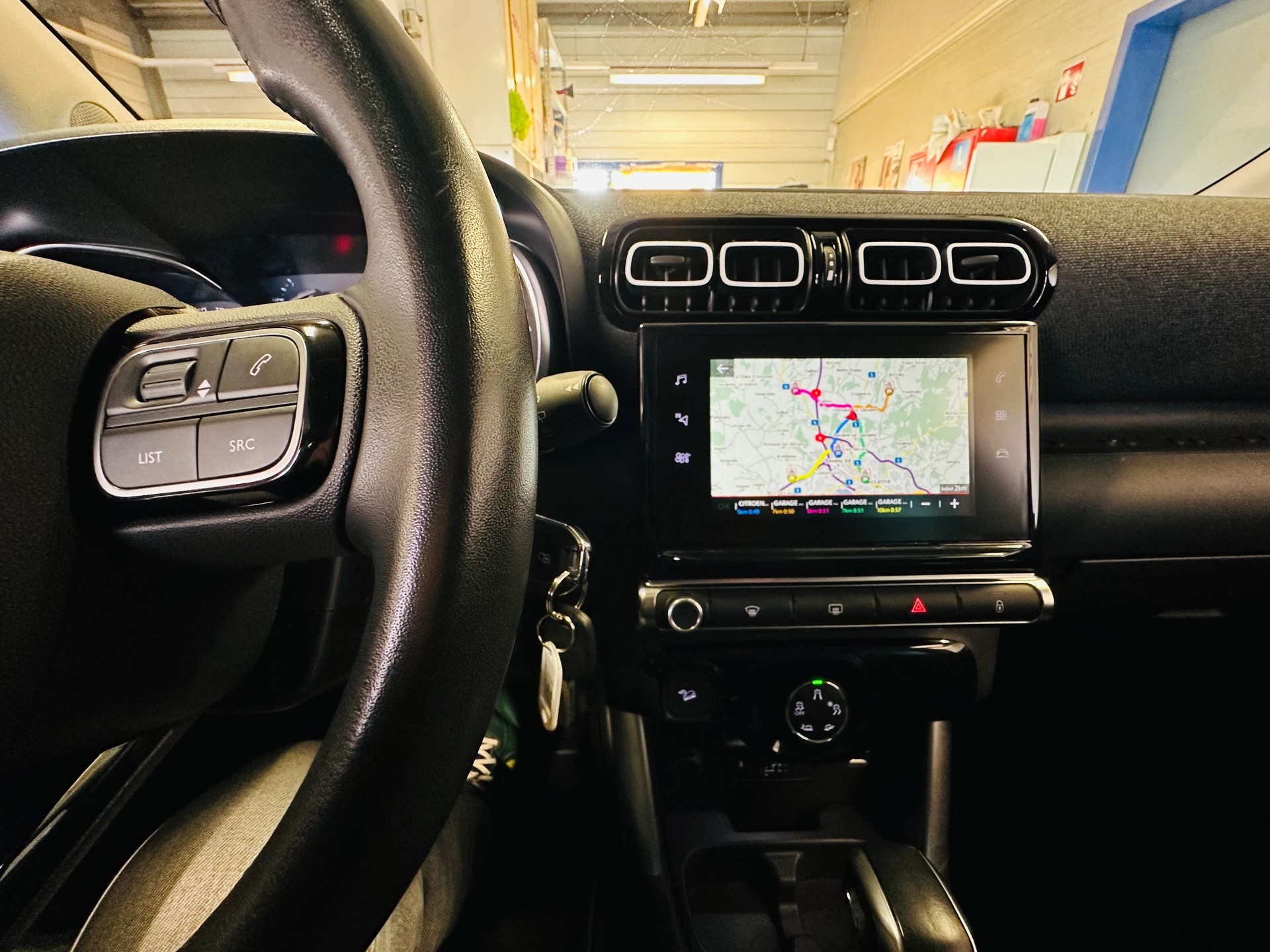 CITROEN C3 Aircross 1.2i PureTech Shine EAT-image-10