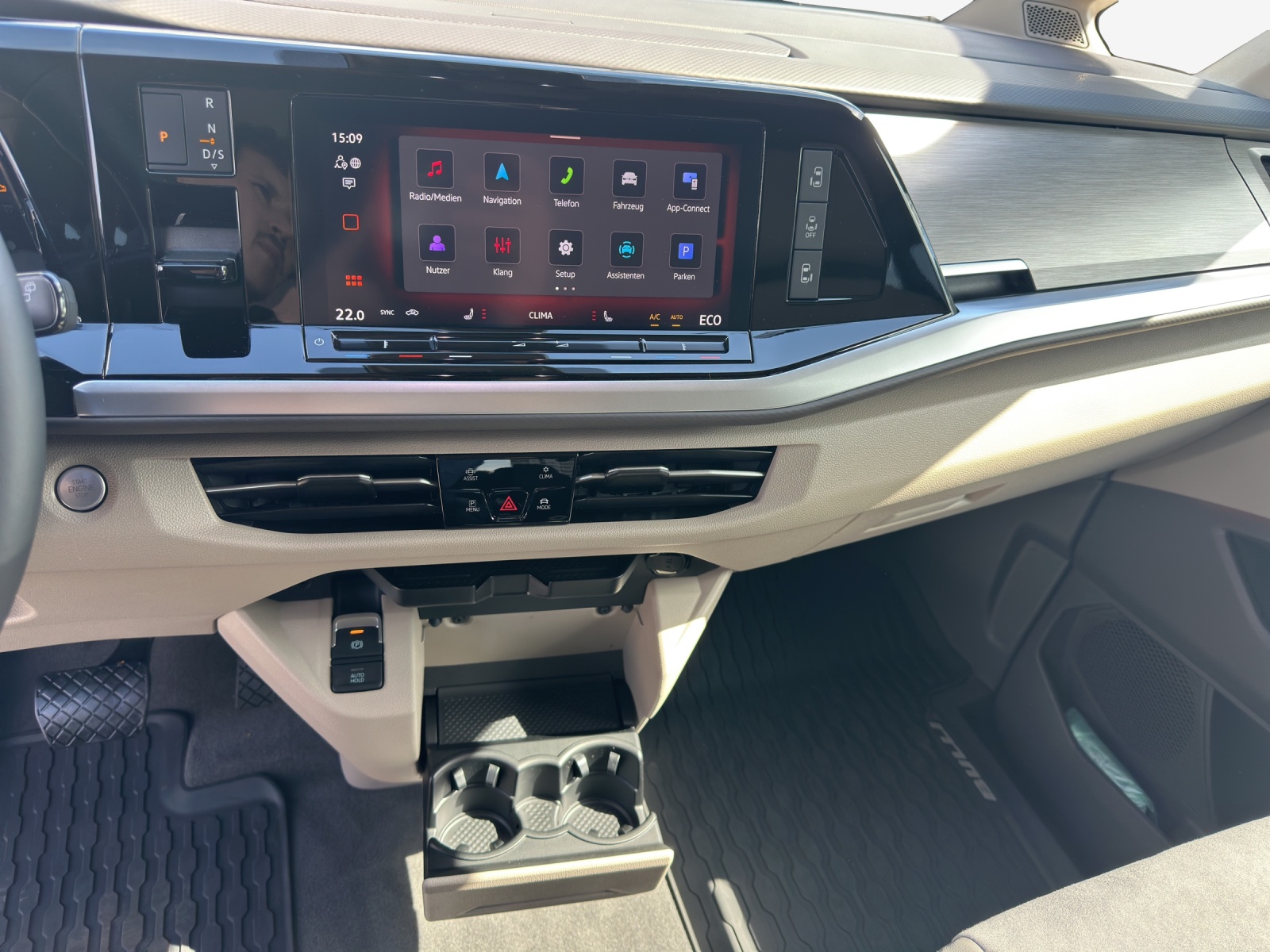VW Multivan 1.5 eHybrid Life Edition 4Motion DSG-image-10