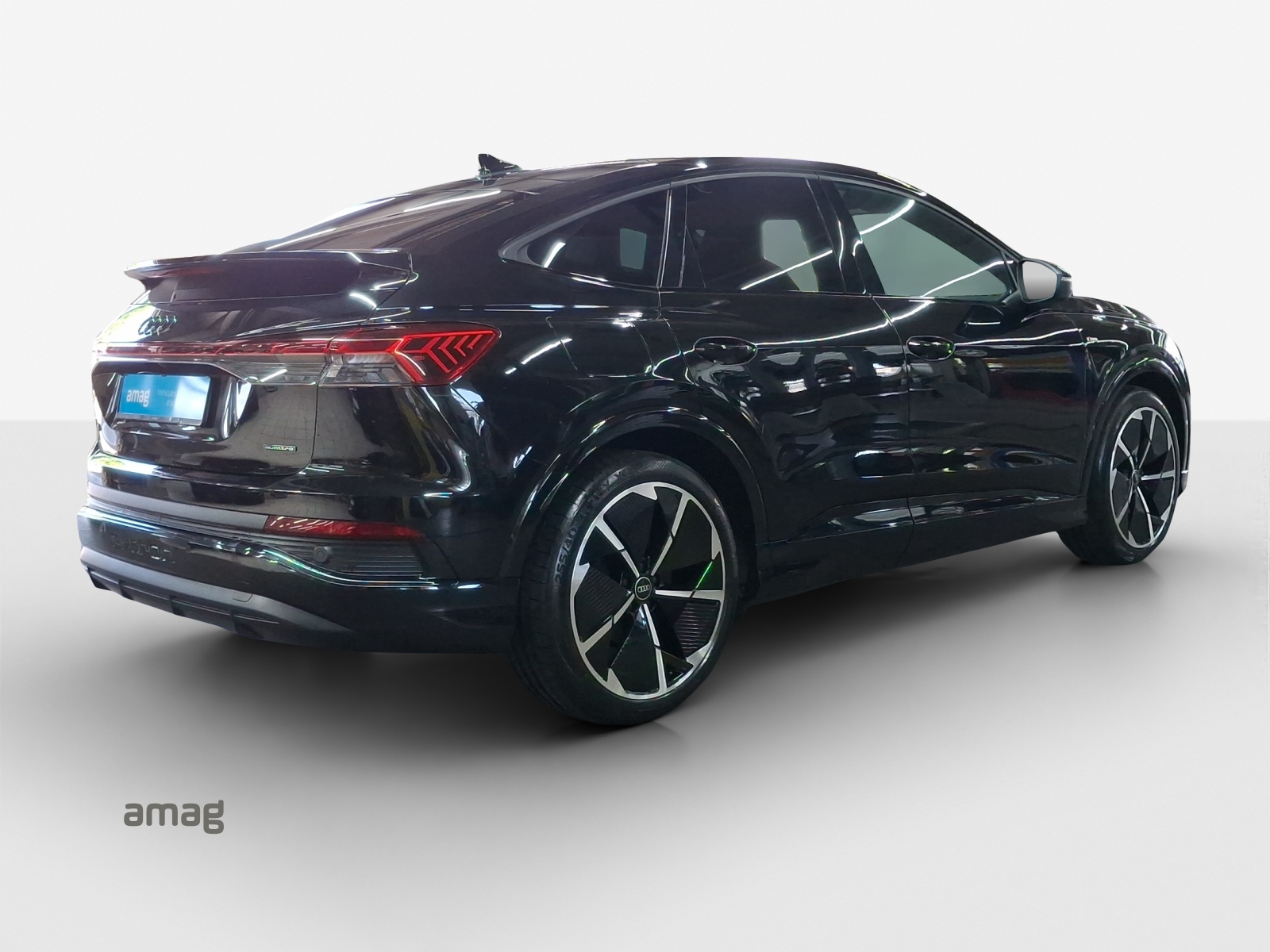 AUDI Q4 Sportback e-tron 50 quattro-image-5