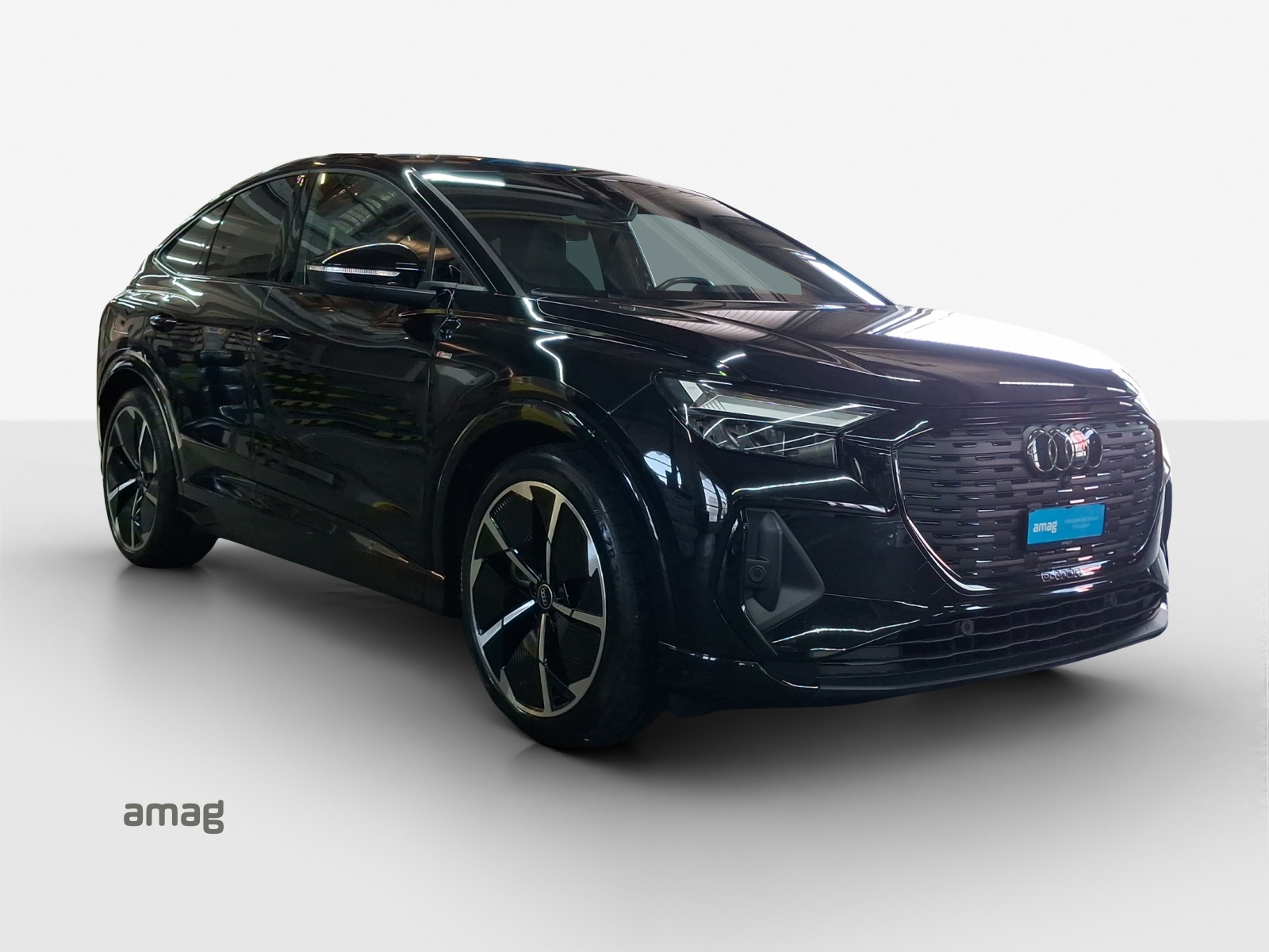 AUDI Q4 Sportback e-tron 50 quattro-image-6