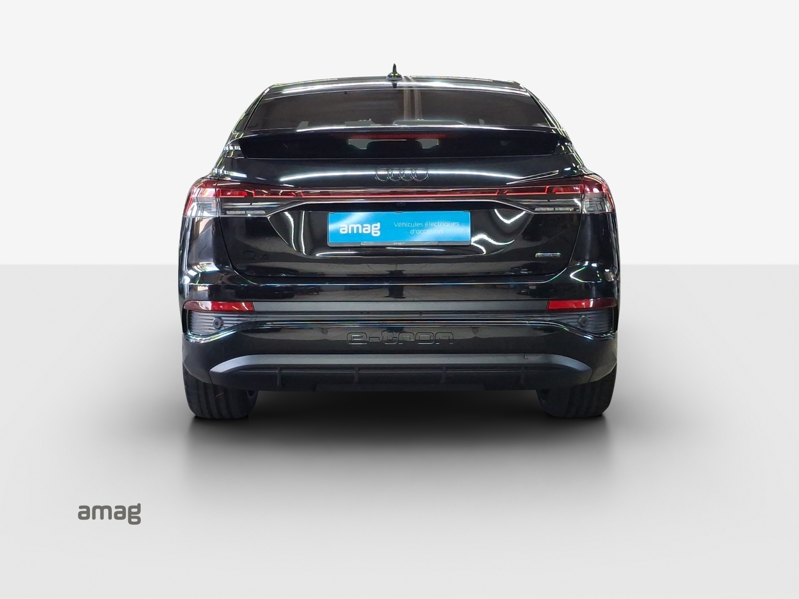 AUDI Q4 Sportback e-tron 50 quattro-image-4