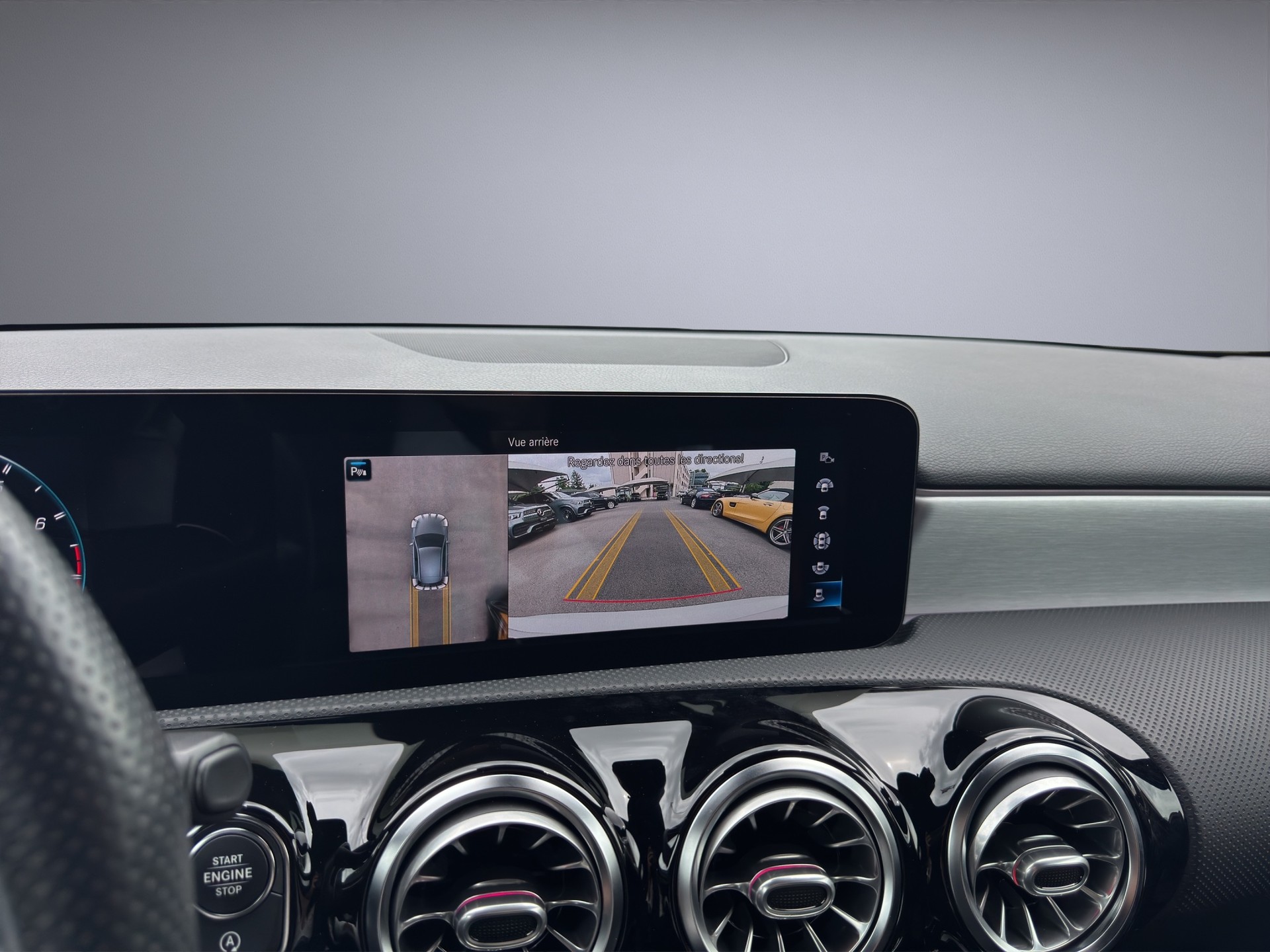 MERCEDES-BENZ A 35 AMG 4Matic Speedshift-image-14