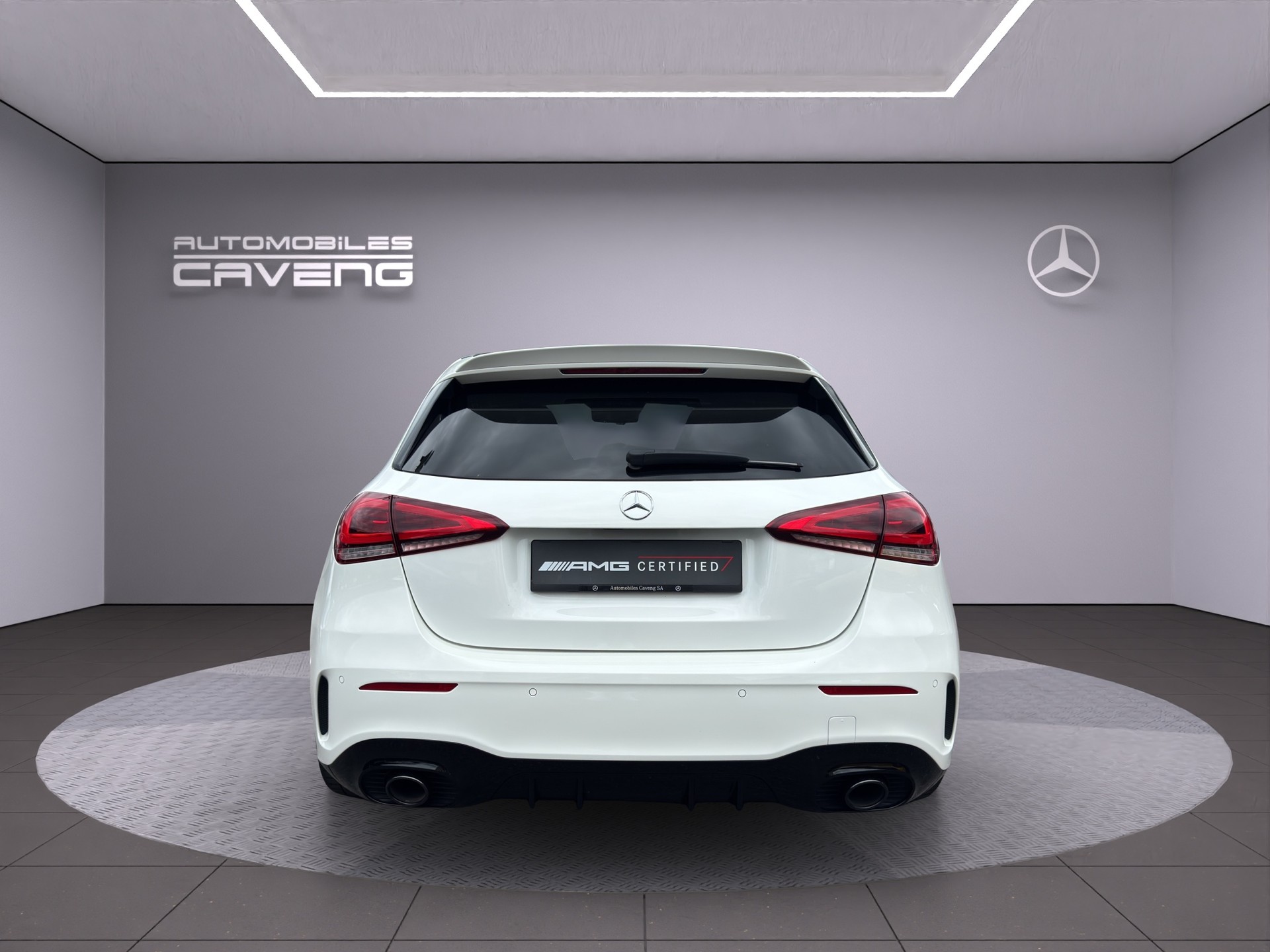 MERCEDES-BENZ A 35 AMG 4Matic Speedshift-image-3