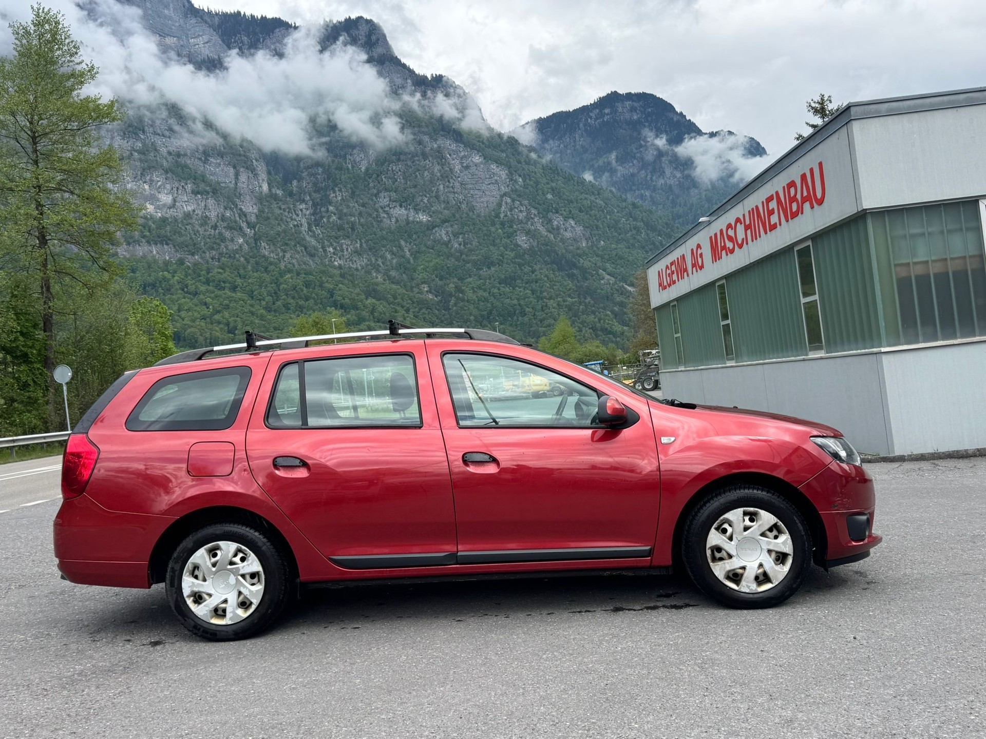 DACIA Logan MCV 1.5 dCi Lauréate-image-5