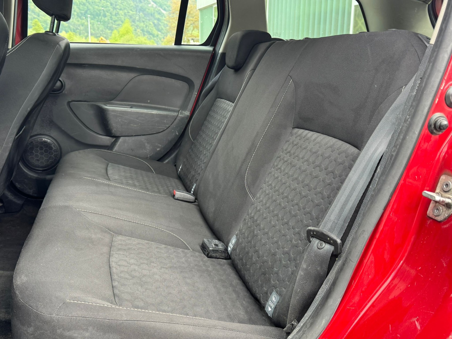 DACIA Logan MCV 1.5 dCi Lauréate-image-8