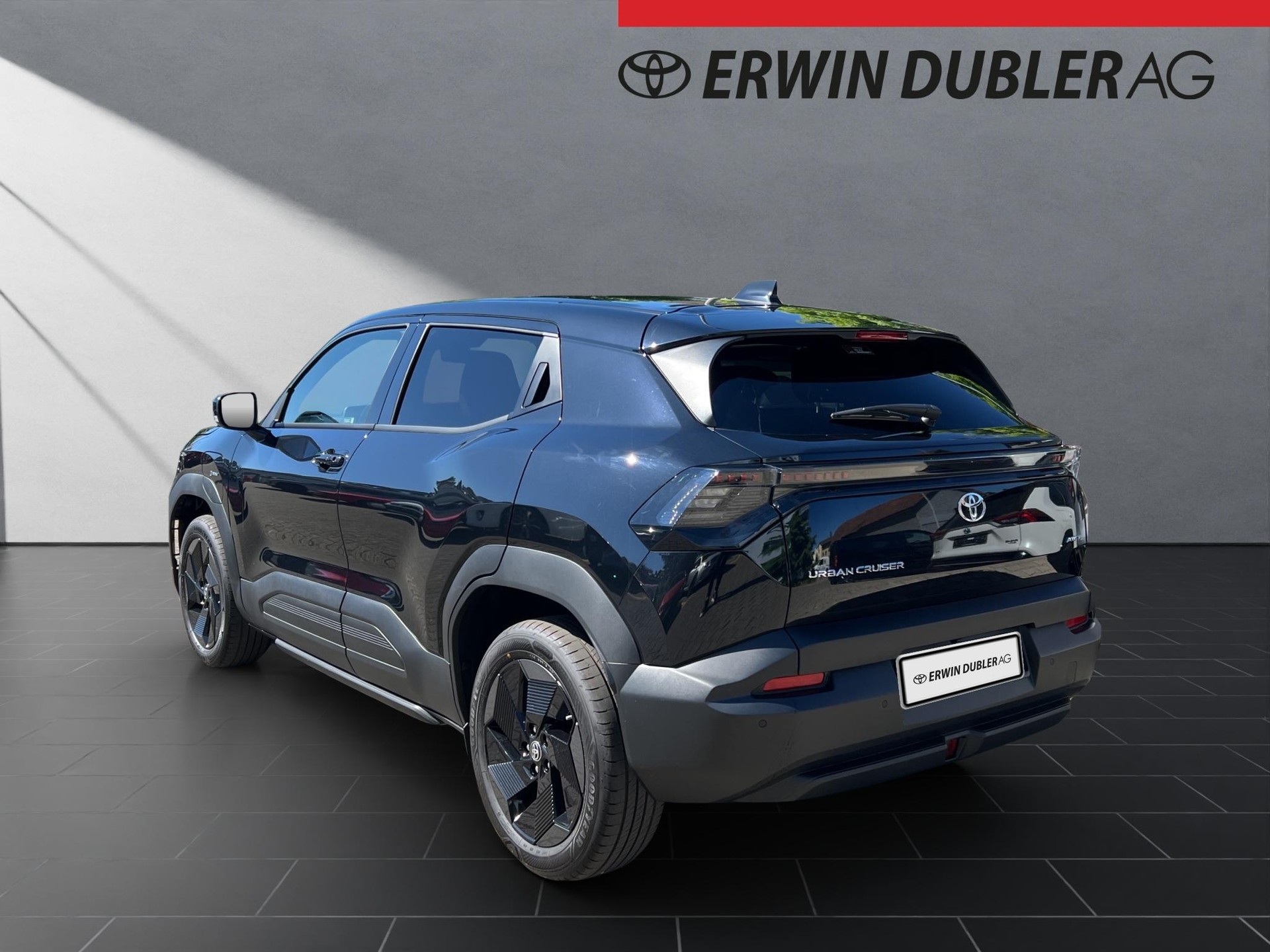 TOYOTA Urban Cruiser Trend AWD-image-2